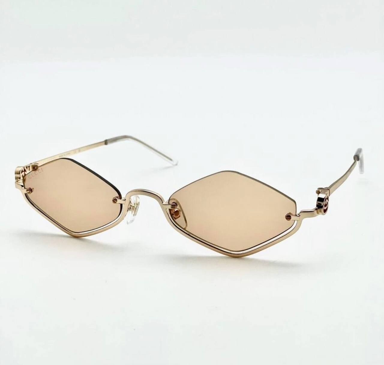 Фото Очки Gucci S6892