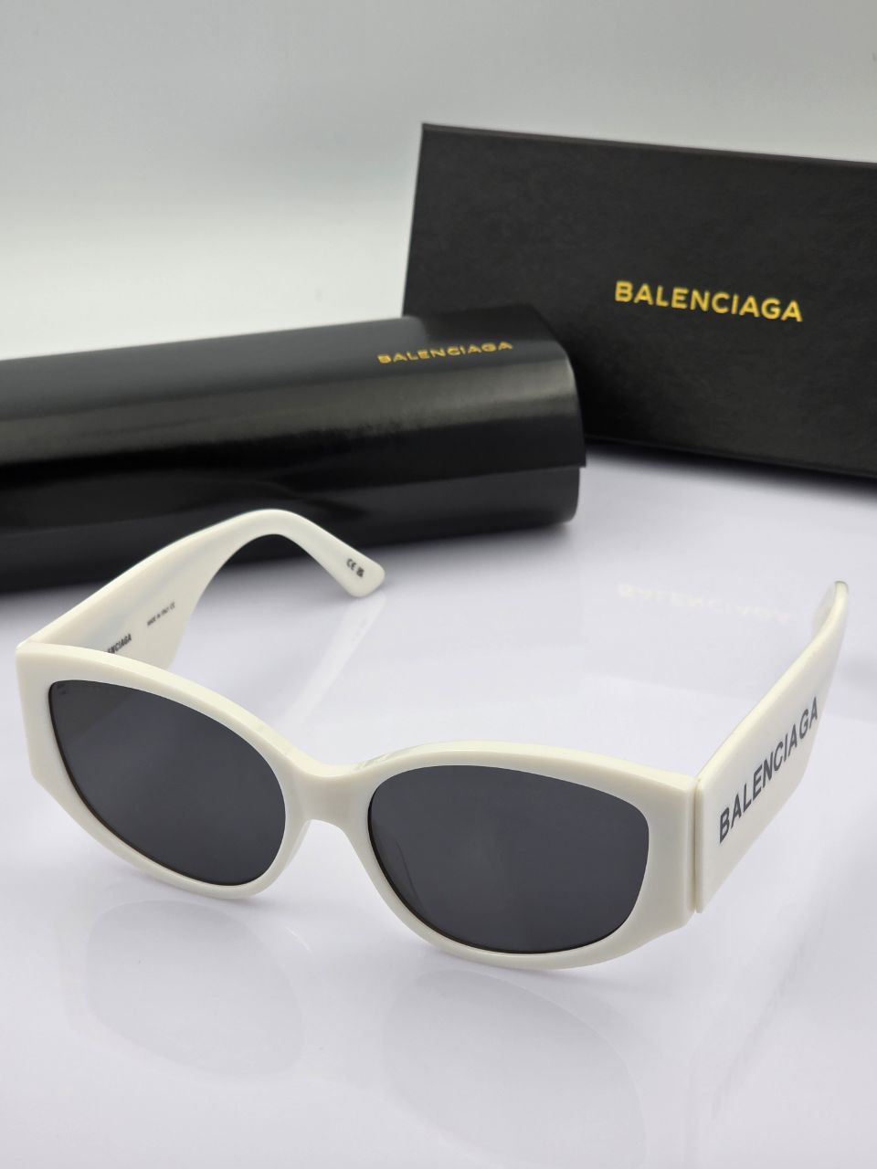 Фото Очки Balenciaga S6904