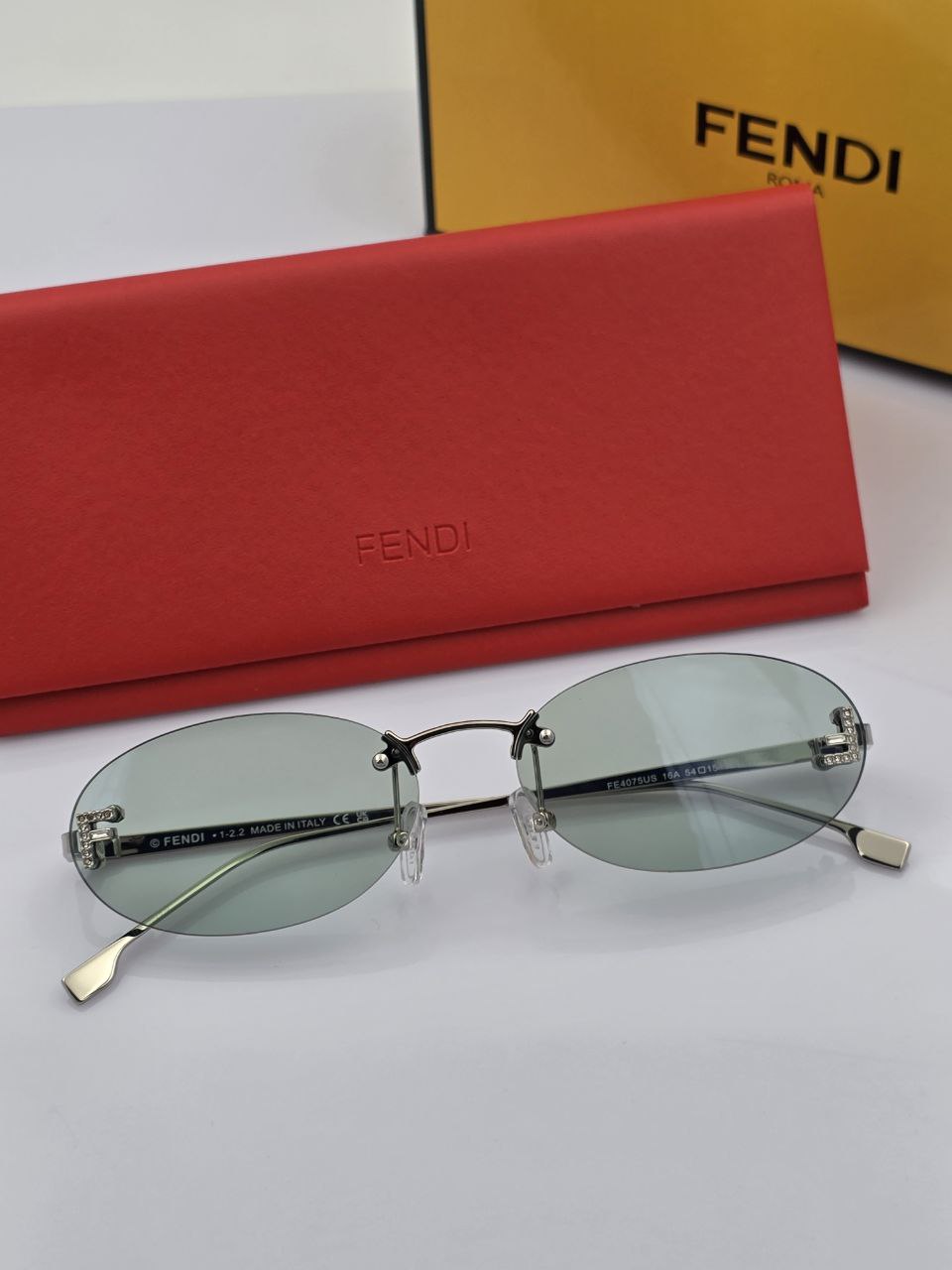 Фото Очки Fendi First Crystal S6925