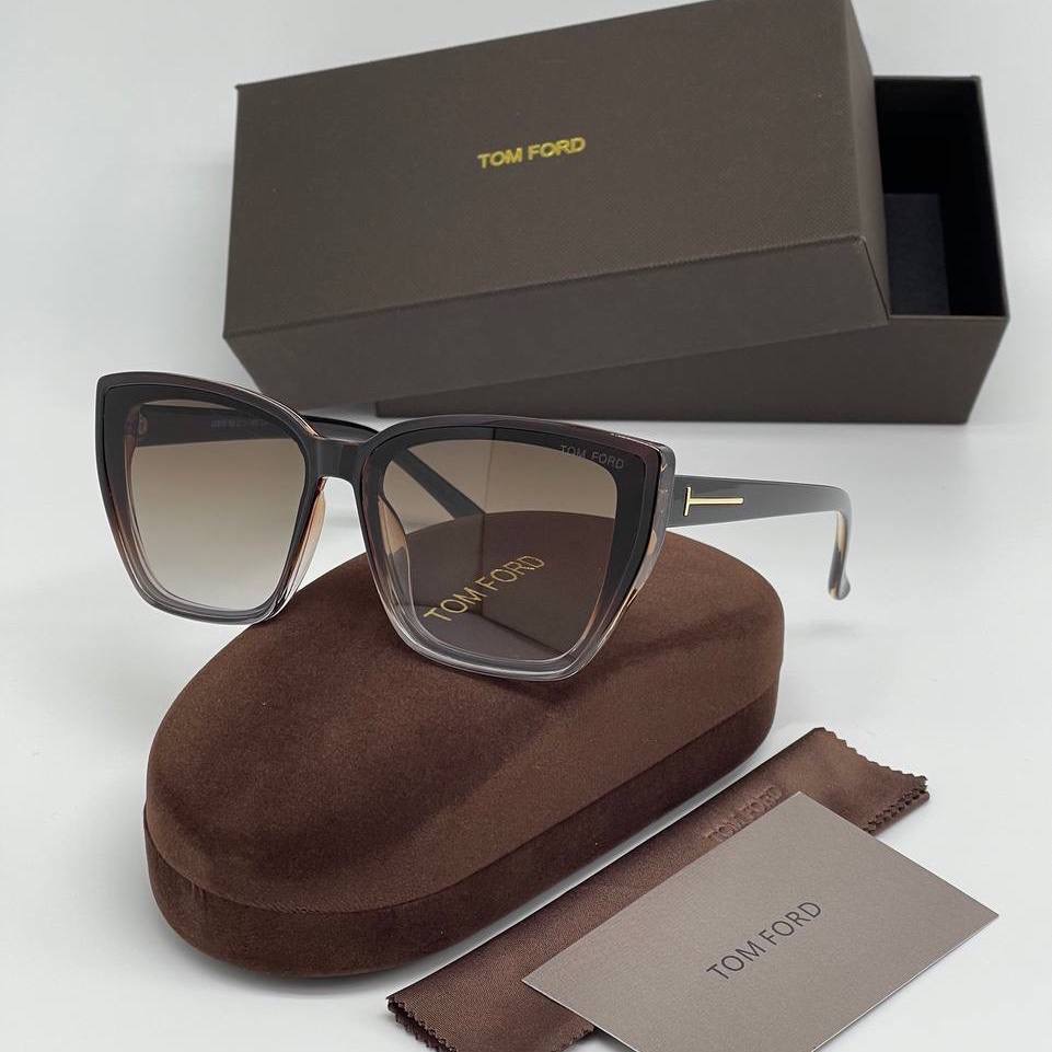 Фото Очки Tom Ford B5027