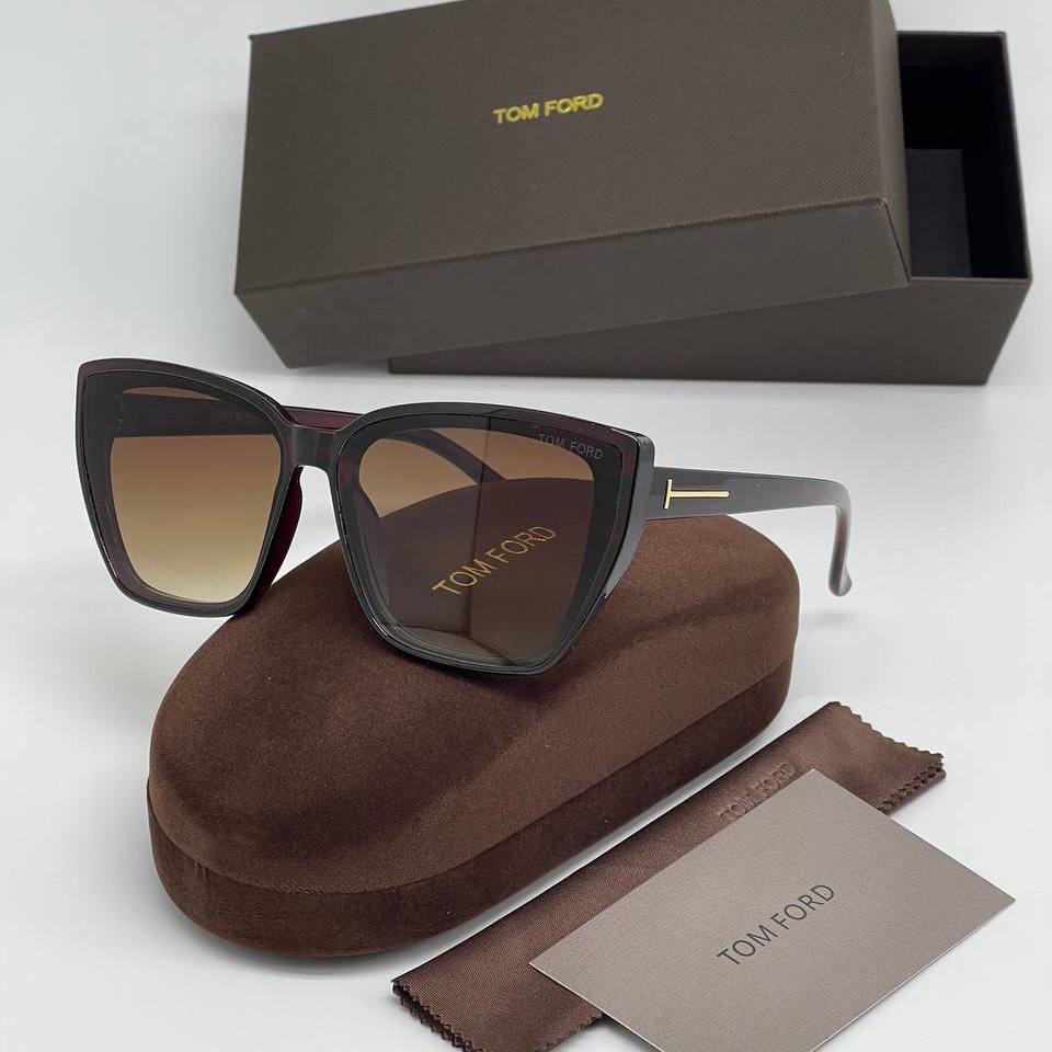 Фото Очки Tom Ford B5031