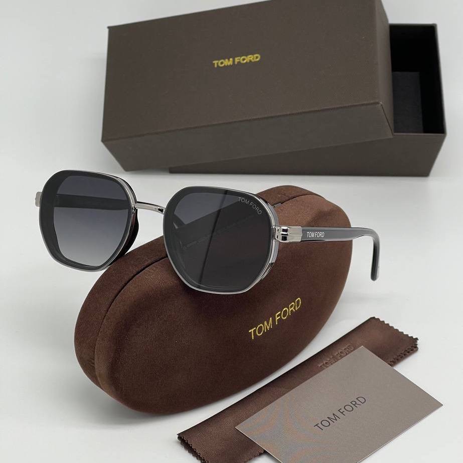Фото Очки Tom Ford B5033