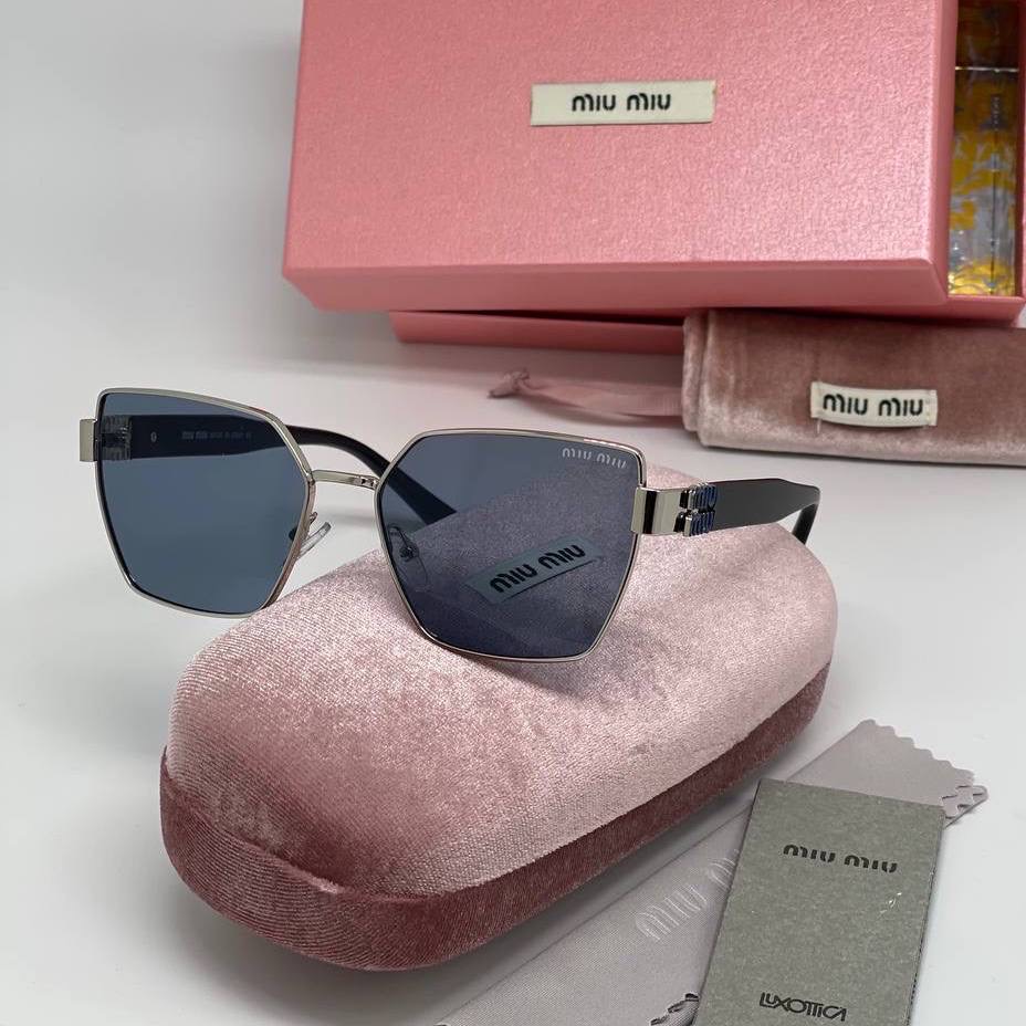 Фото Очки Miu Miu B5046