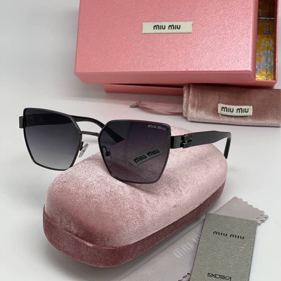 Фото Очки Miu Miu B5048