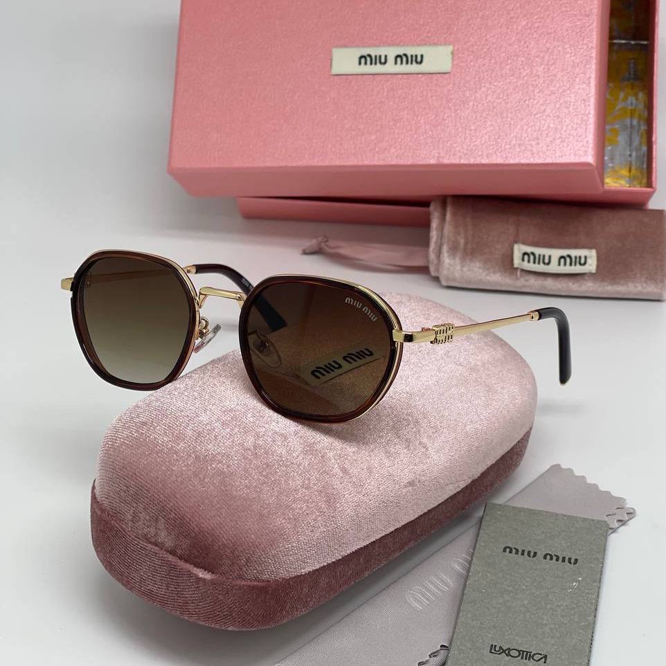 Фото Очки Miu Miu B5049