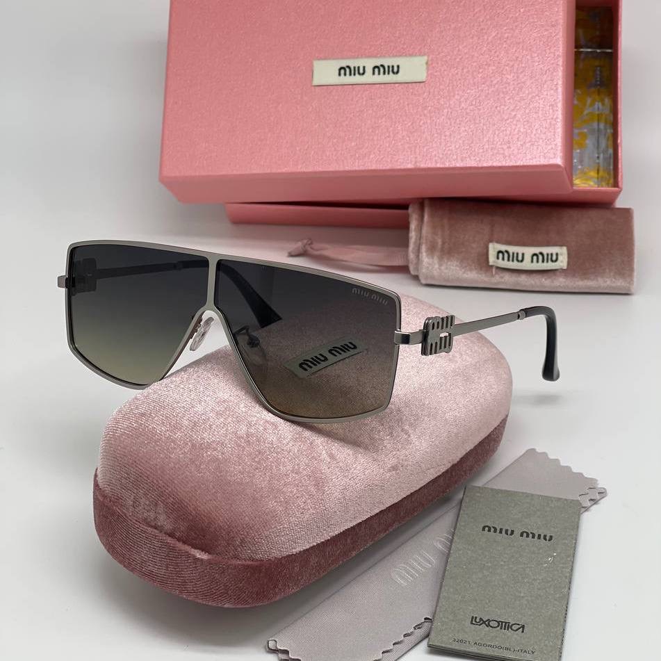 Фото Очки Miu Miu B5057