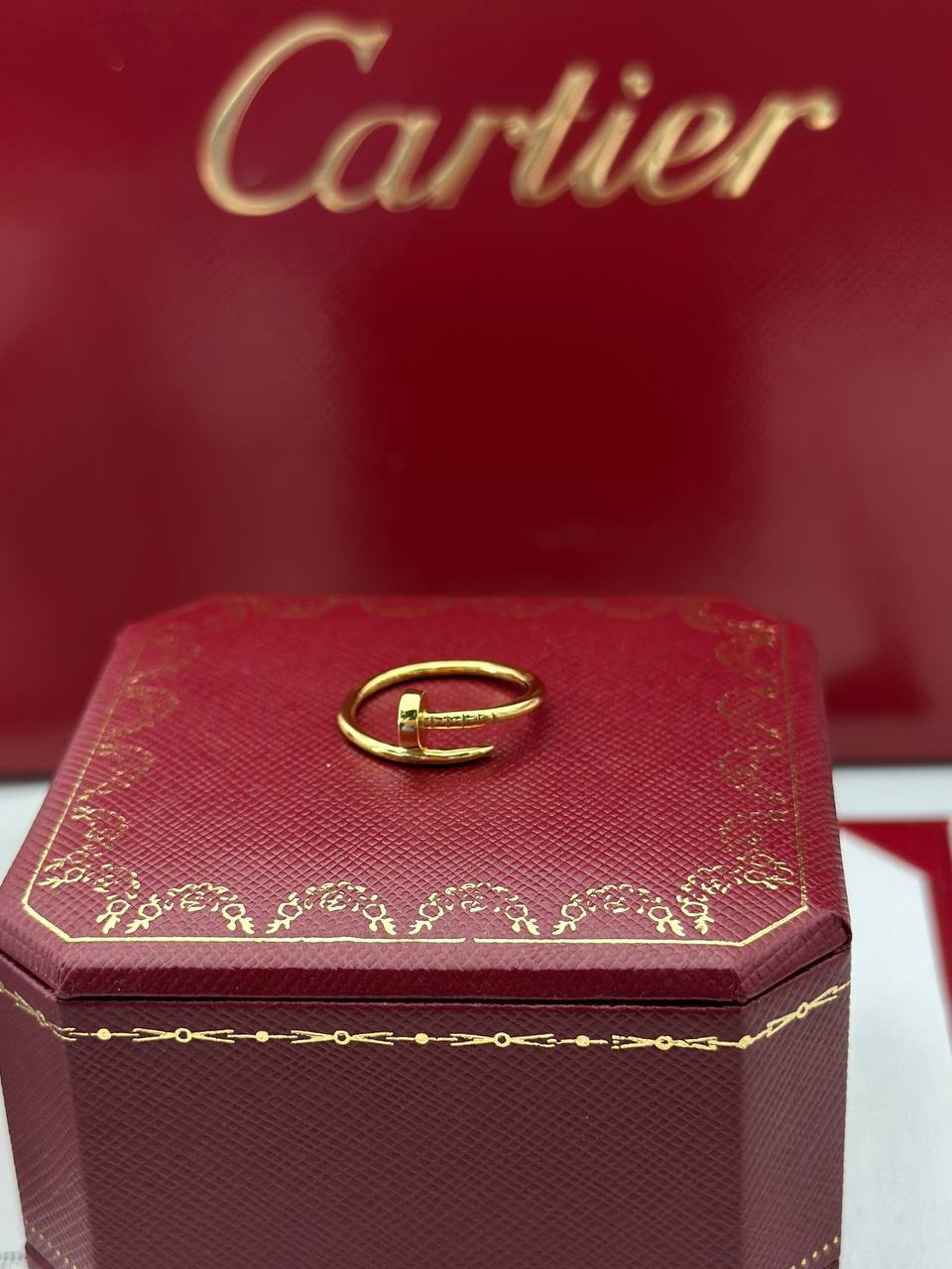 Фото Кольцо Cartier Juste Un Clou Small S7565