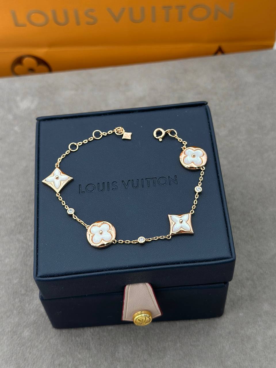Фото Браслет Louis Vuitton Color Blossom S7583