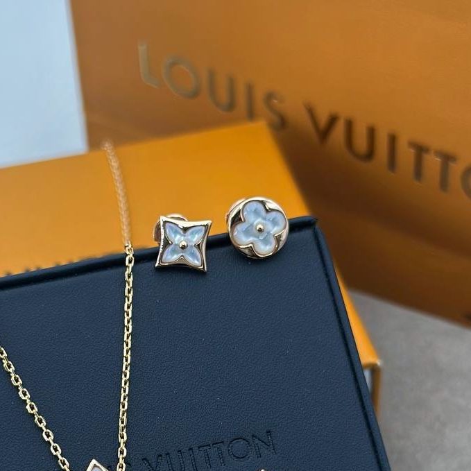 Фото Серьги Louis Vuitton Color Blossom Sun & Star M2893