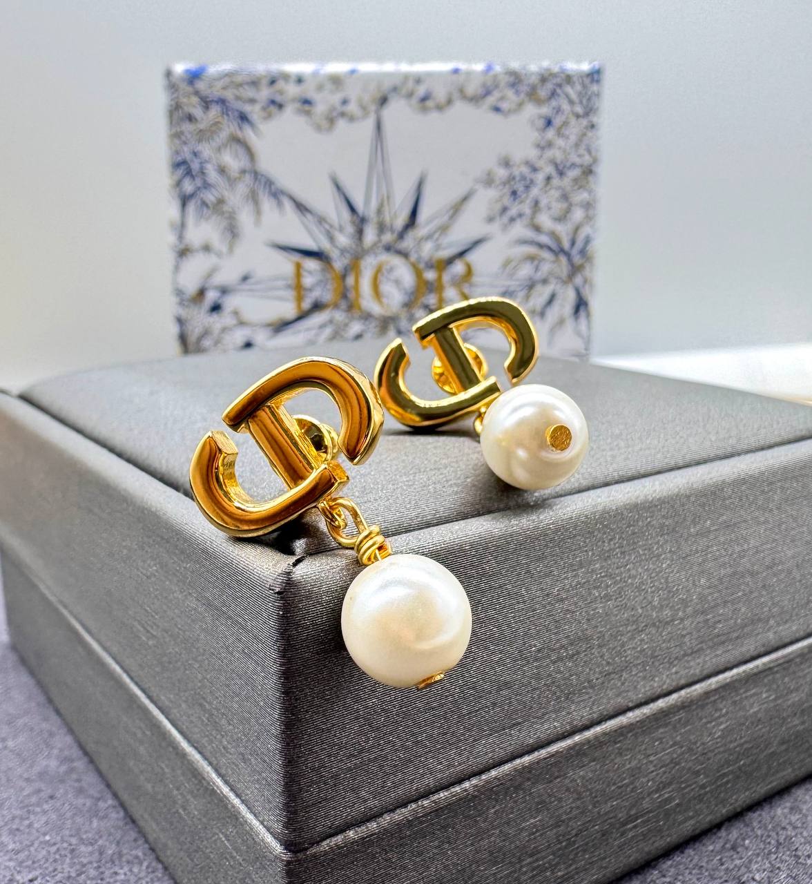 Фото Серьги Dior CD Navy S7809