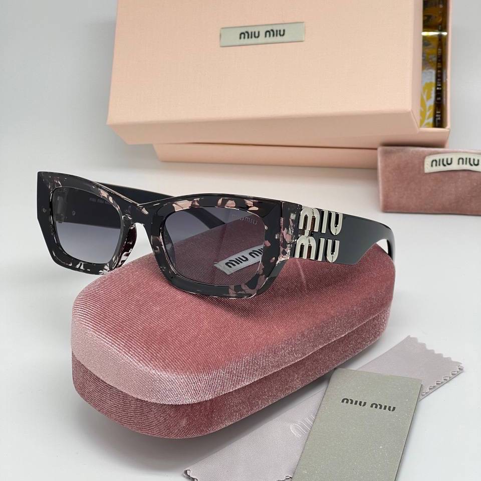 Фото Очки Miu Miu B5334