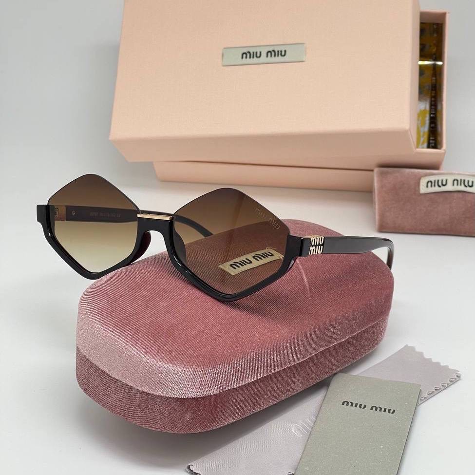 Фото Очки Miu Miu B5341