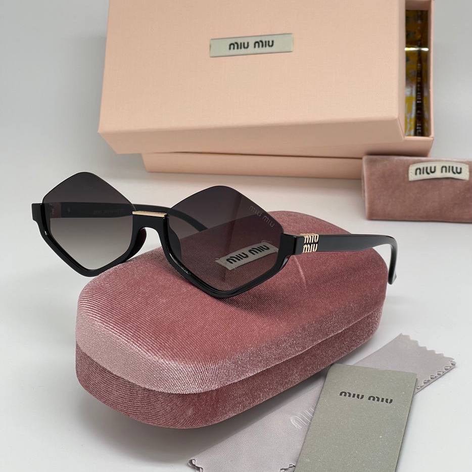 Фото Очки Miu Miu B5342