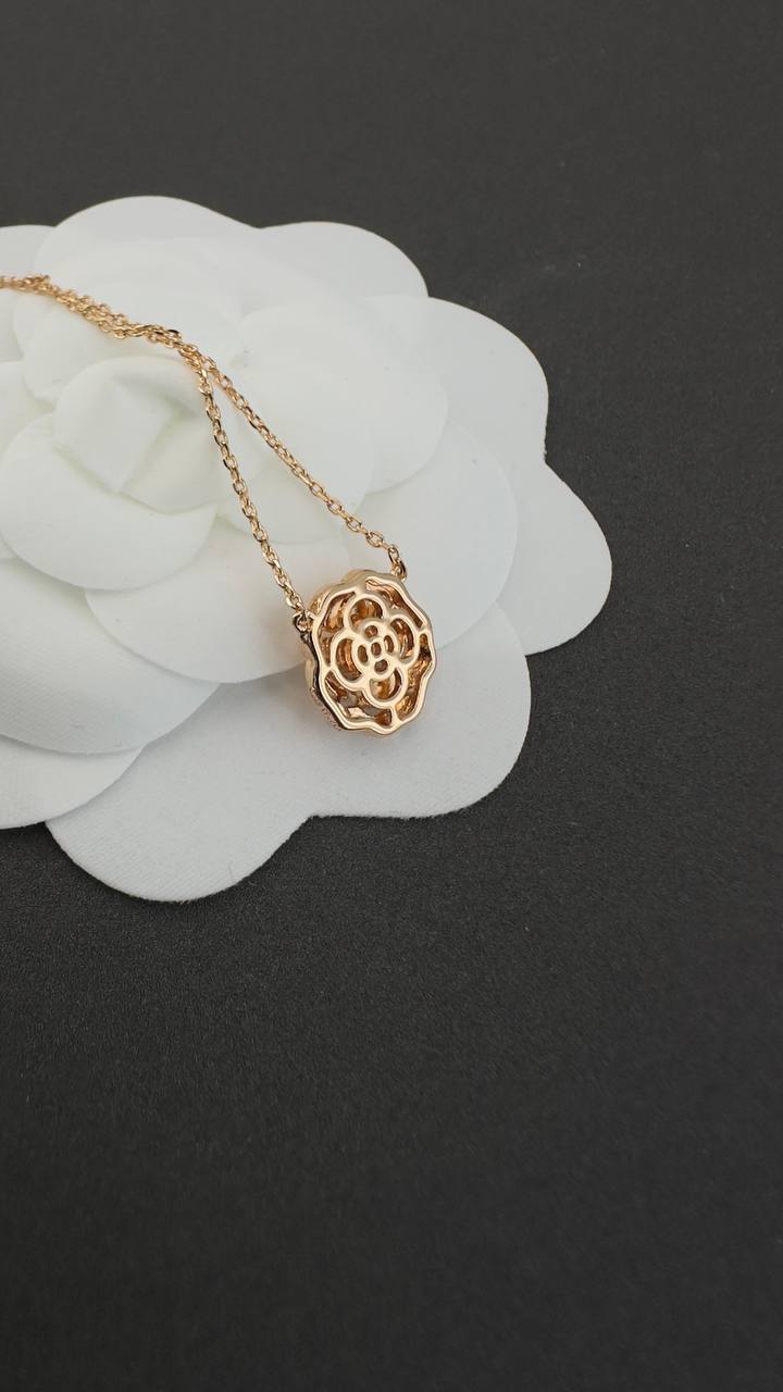 Фото Колье Chanel Camelia S8105