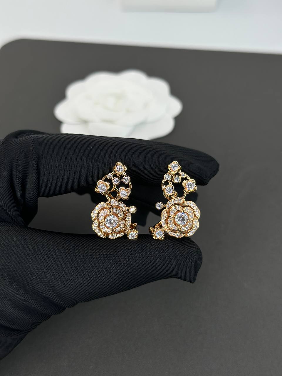 Фото Серьги-каффы Chanel Camelia S8106