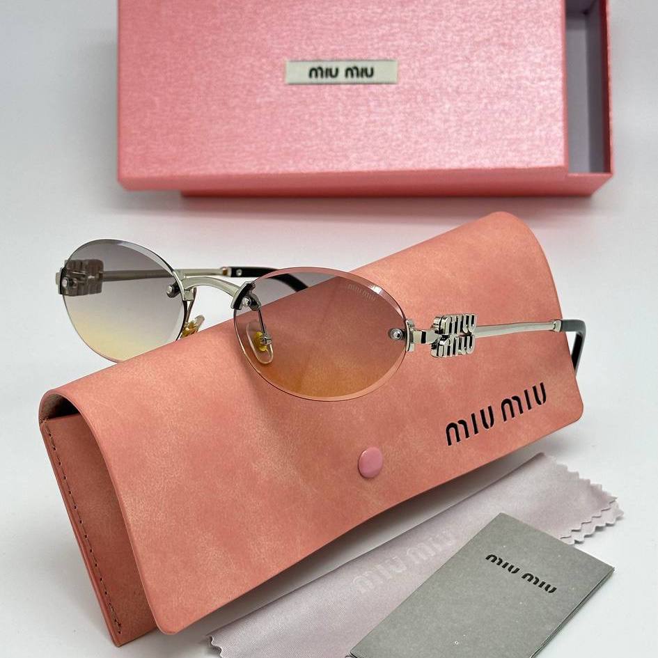 Фото Очки Miu Miu S8142
