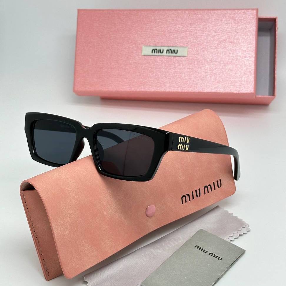Фото Очки Miu Miu S8147
