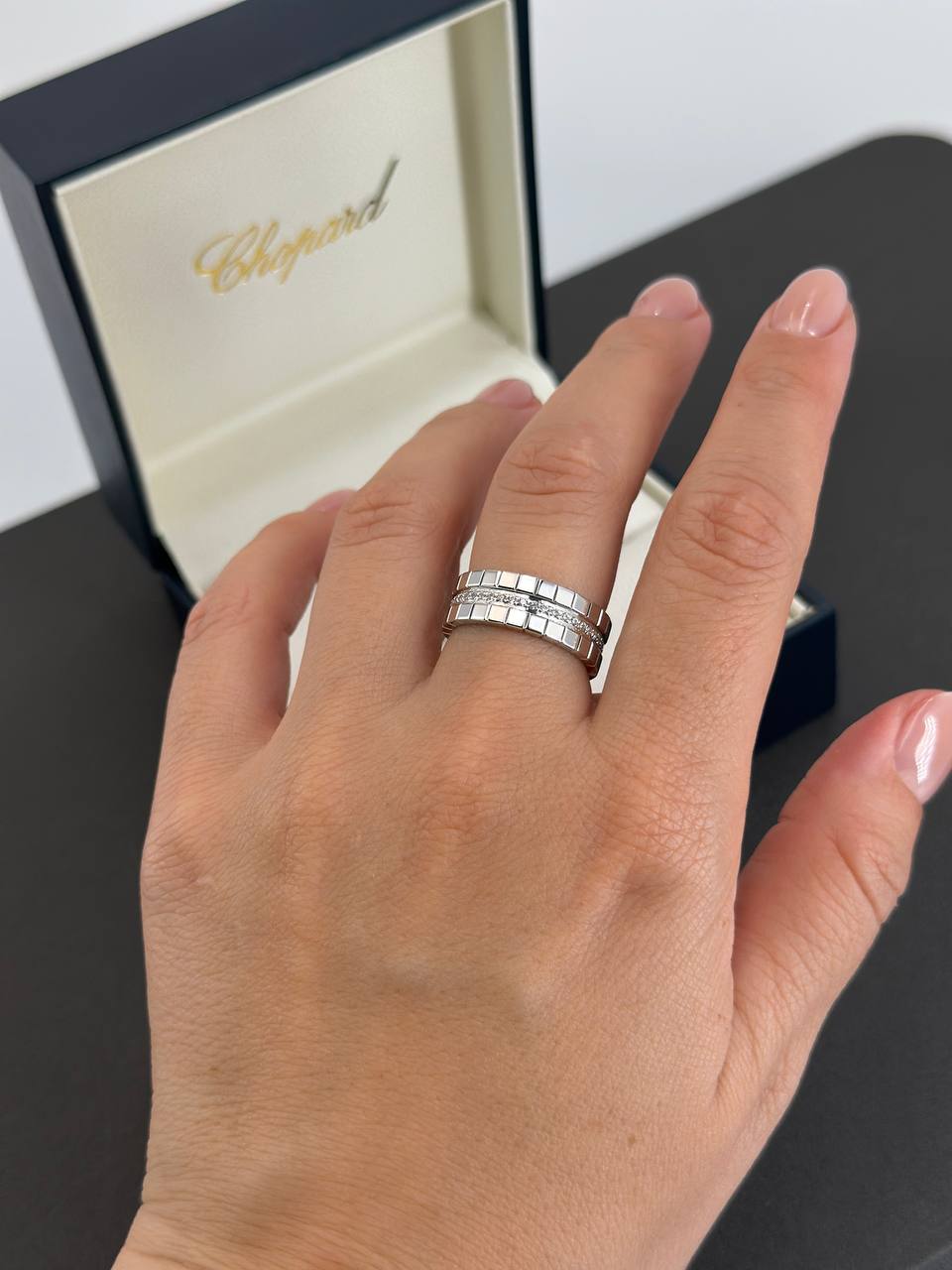 Фото Кольцо Chopard Ice Cube S8230