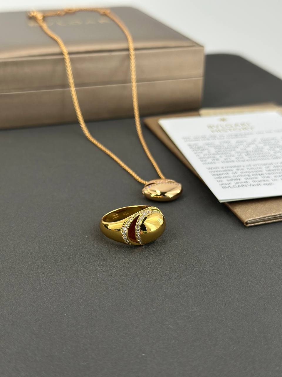 Фото Кольцо Bvlgari Cabochon S8233