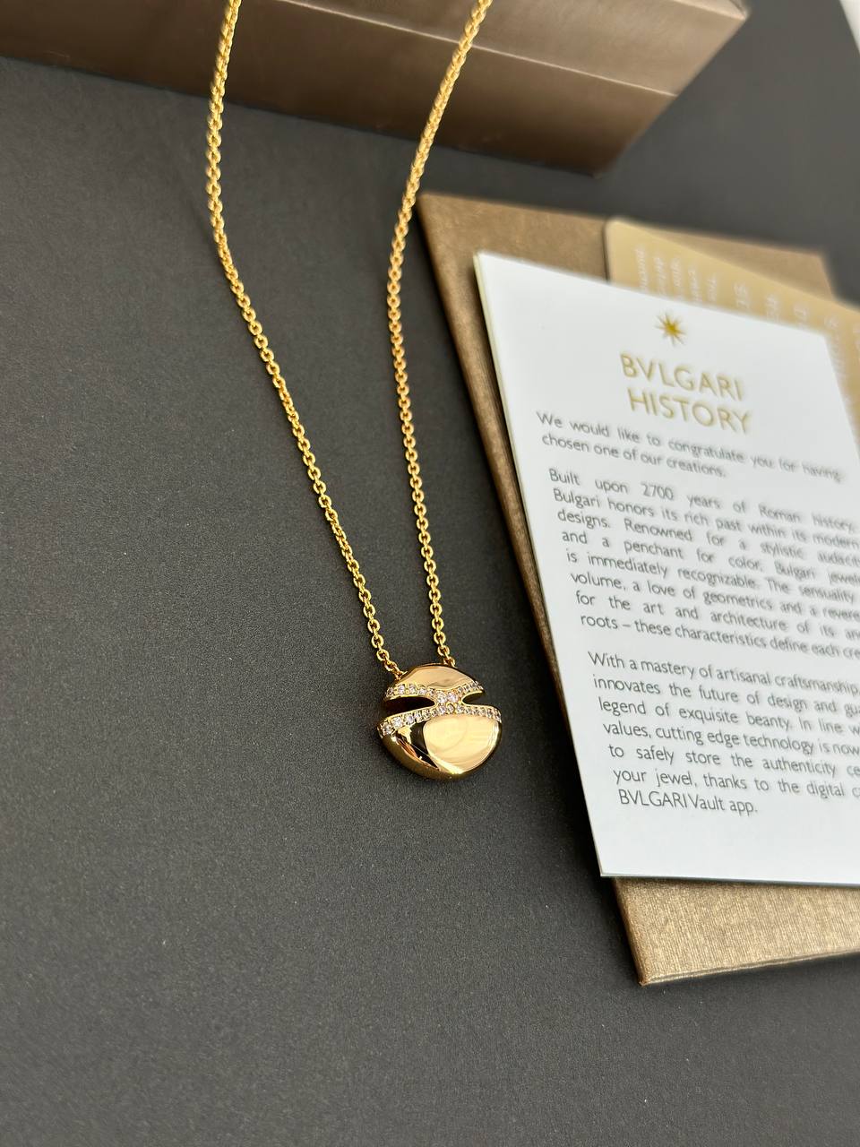 Фото Колье Bvlgari Cabochon S8232