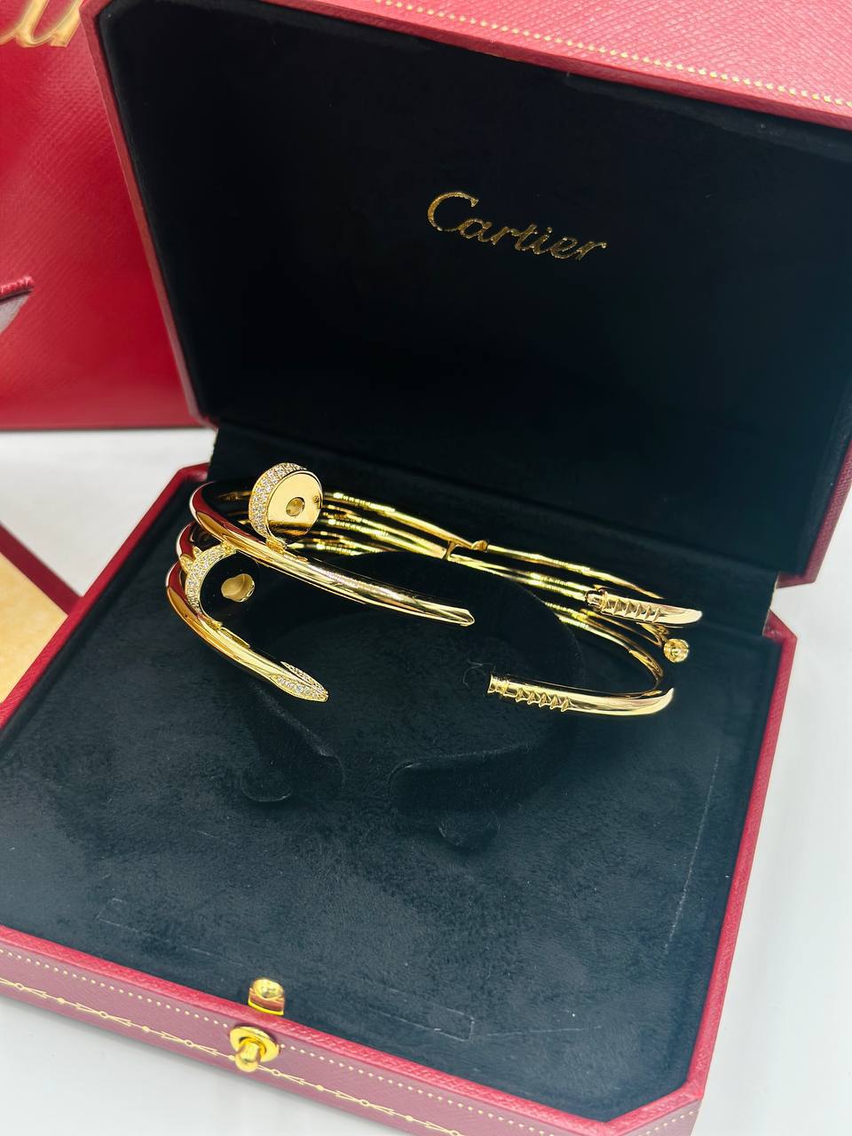 Фото Браслет Cartier Juste Un Clou S8237