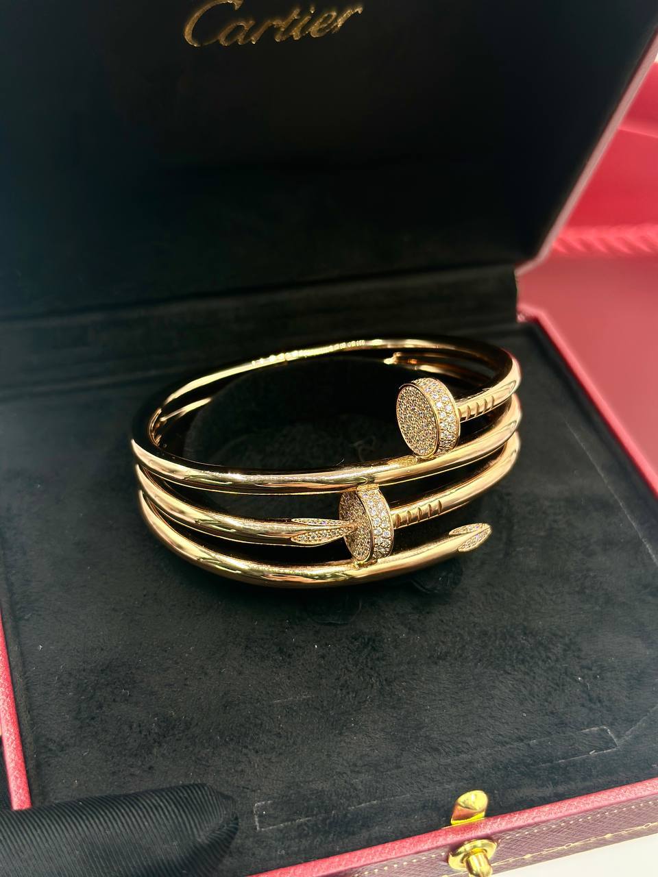 Фото Браслет Cartier Juste Un Clou S8238