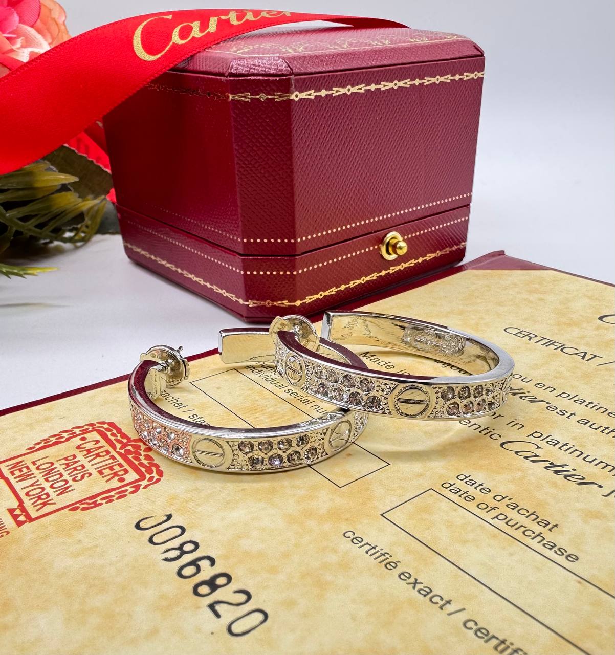 Фото Серьги Cartier Love S8340