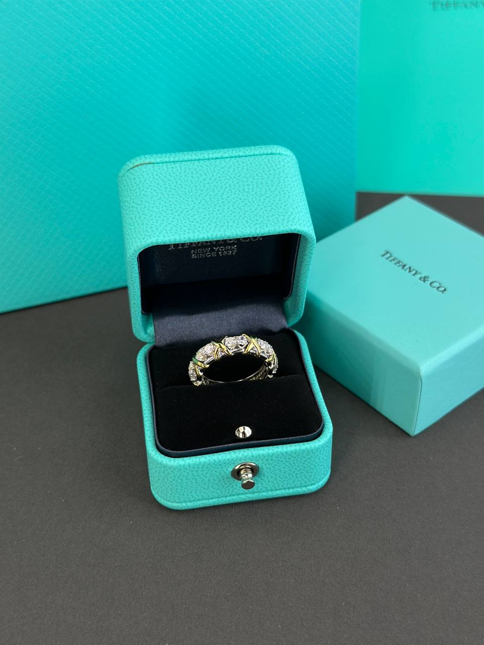 Фото Кольцо Tiffany & Co Sixteen Stone S8518