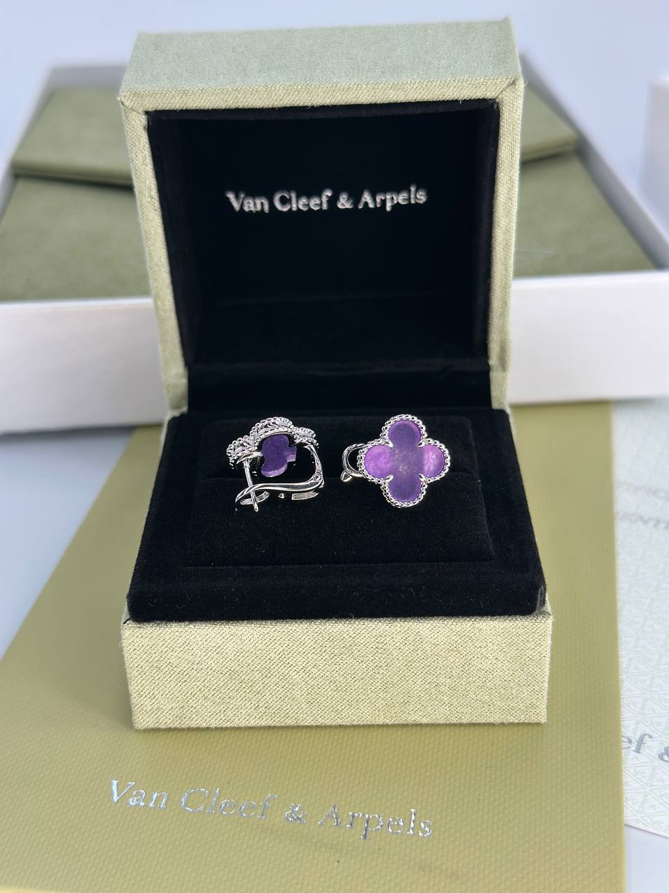 Фото Серьги Van Cleef & Arpels Vintage Alhambra S8525