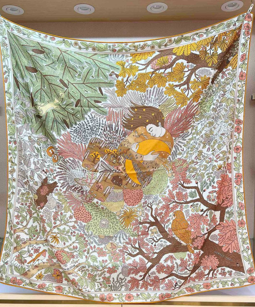 Фото Платок Hermes Dans les Bras de Selene S8548