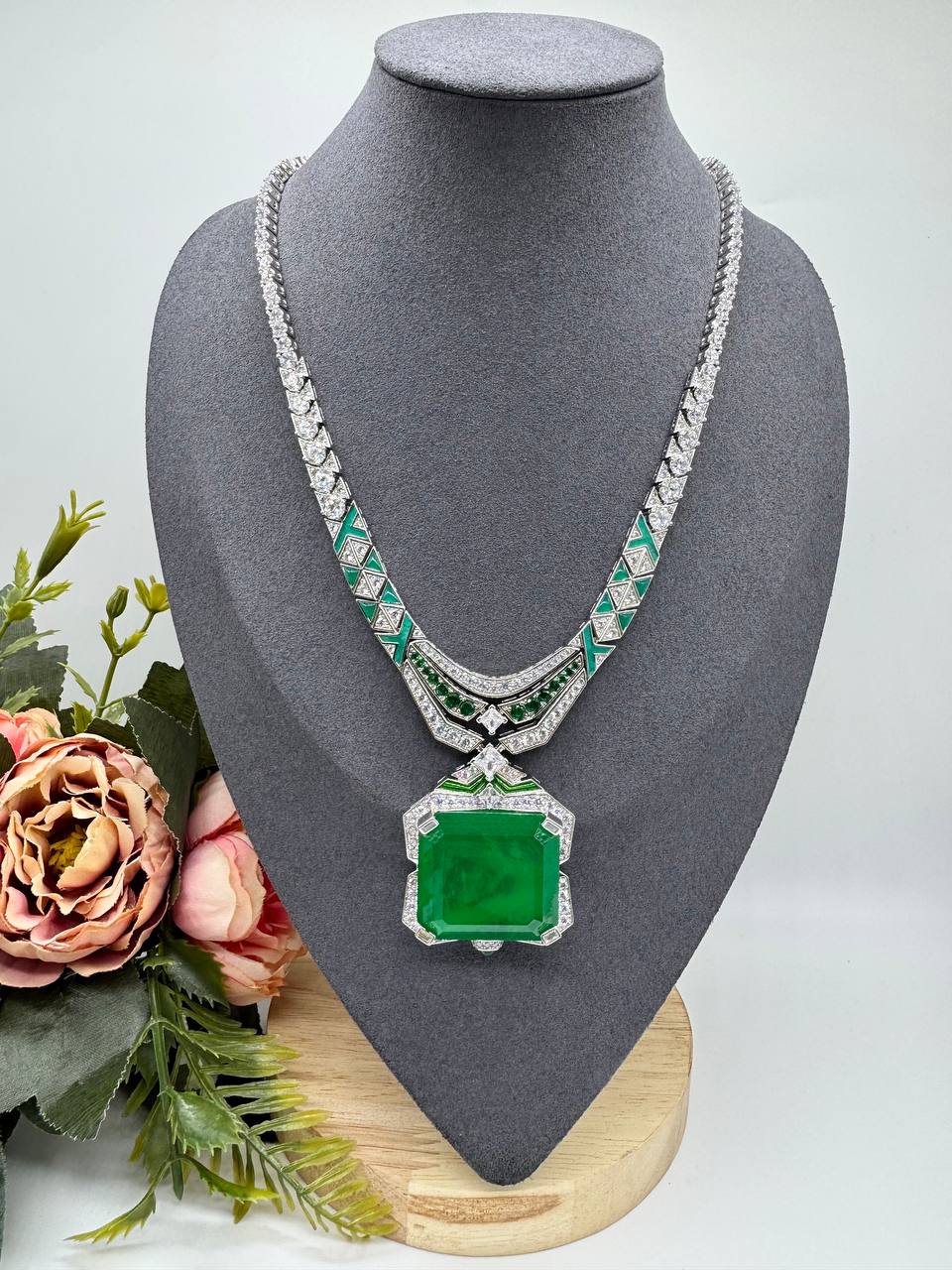 Фото Колье Bvlgari S8564