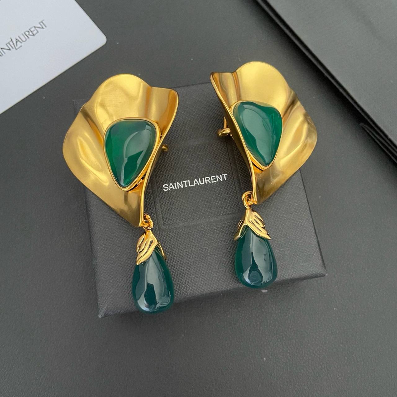 Фото Серьги-клипсы Yves Saint Laurent S8627