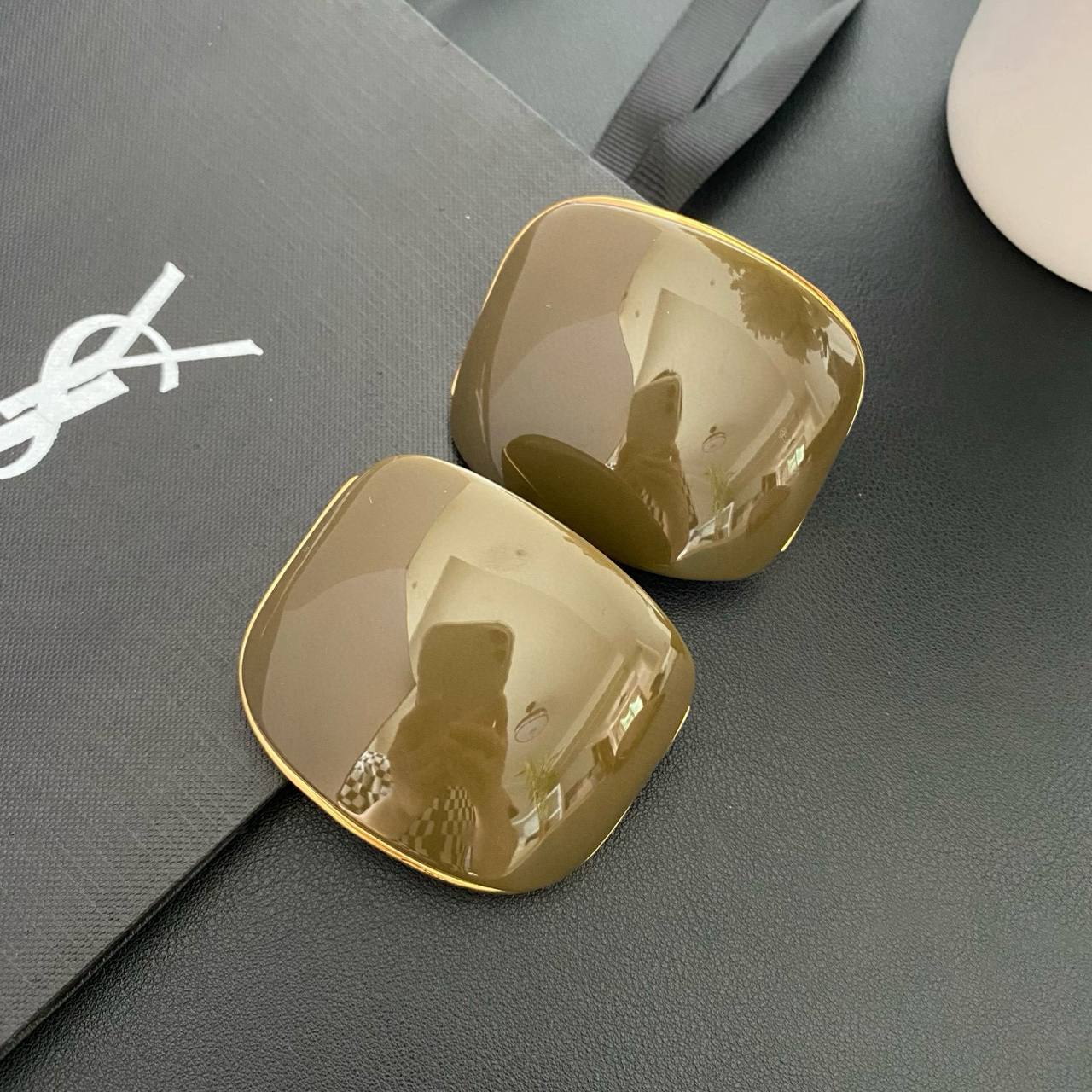 Фото Серьги-клипсы Yves Saint Laurent S8634