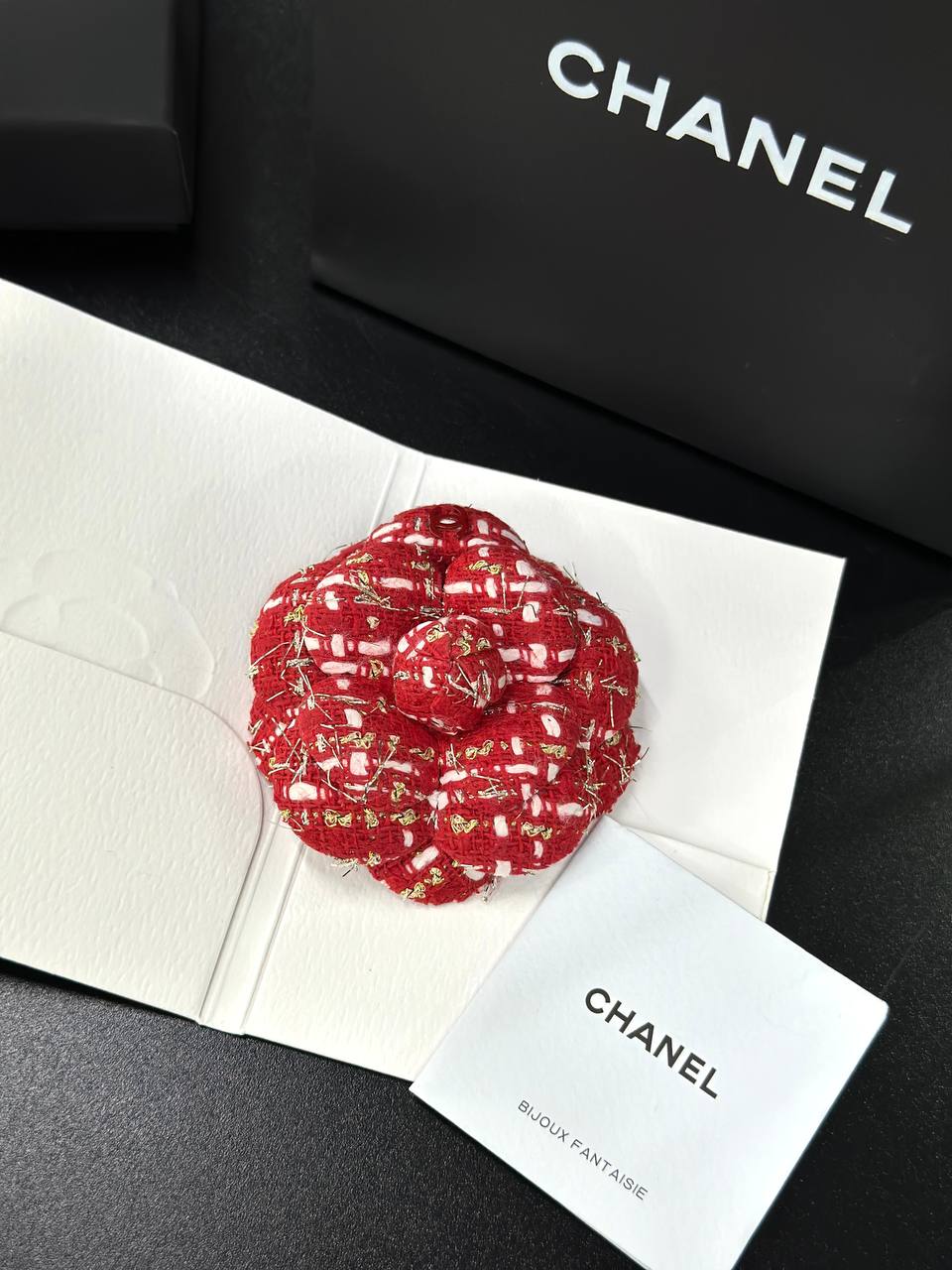 Фото Брошь Chanel Camelia S8699