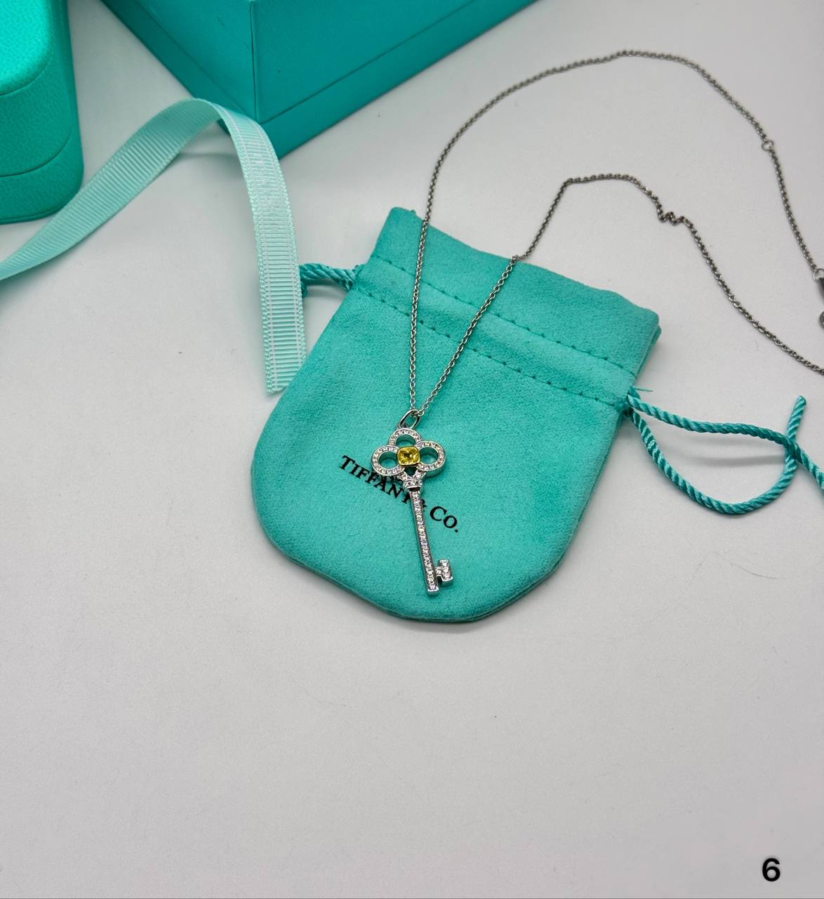 Фото Подвеска на цепочке Tiffany & Co Keys S8742