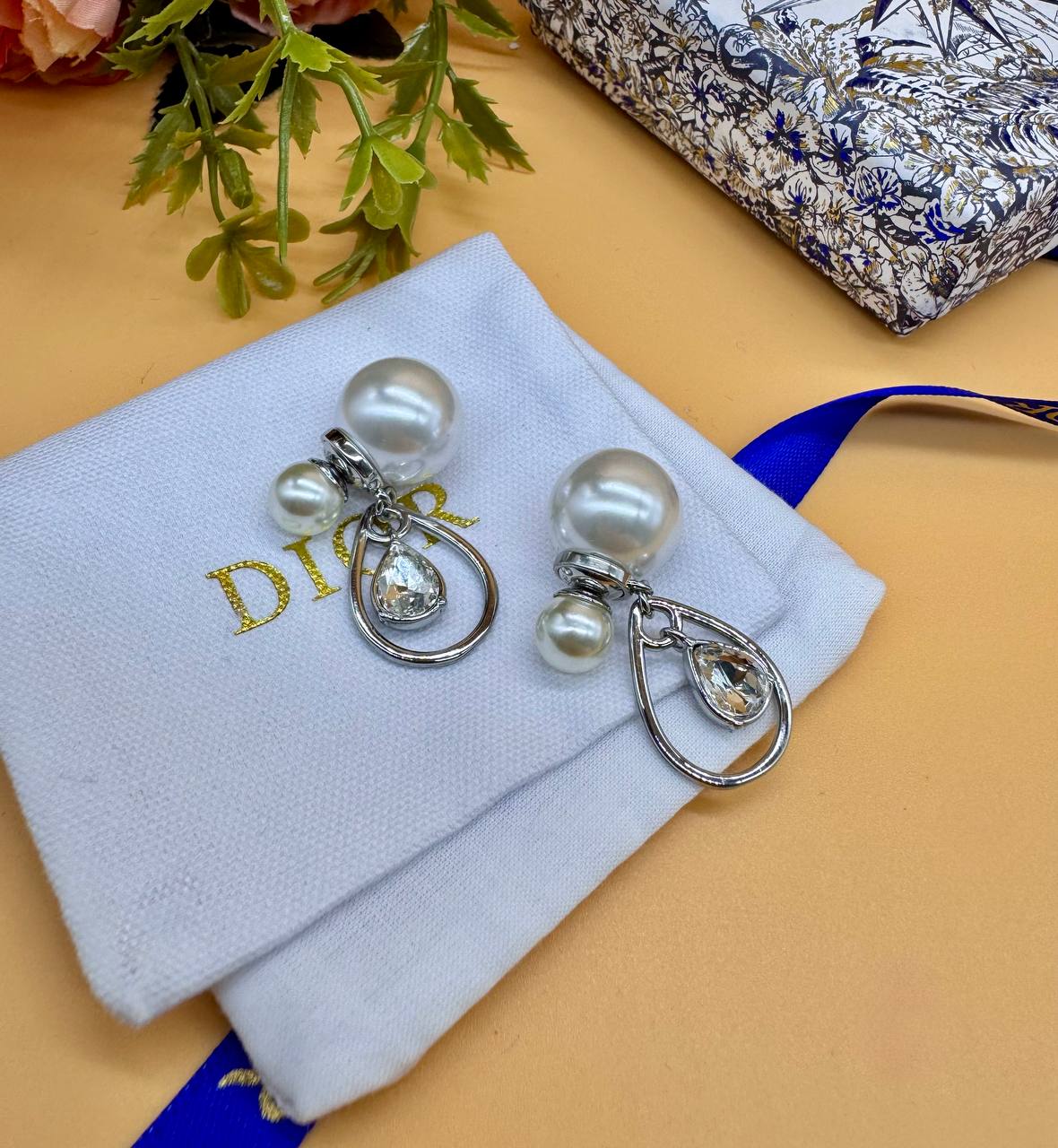 Фото Серьги Dior Tribales S8777