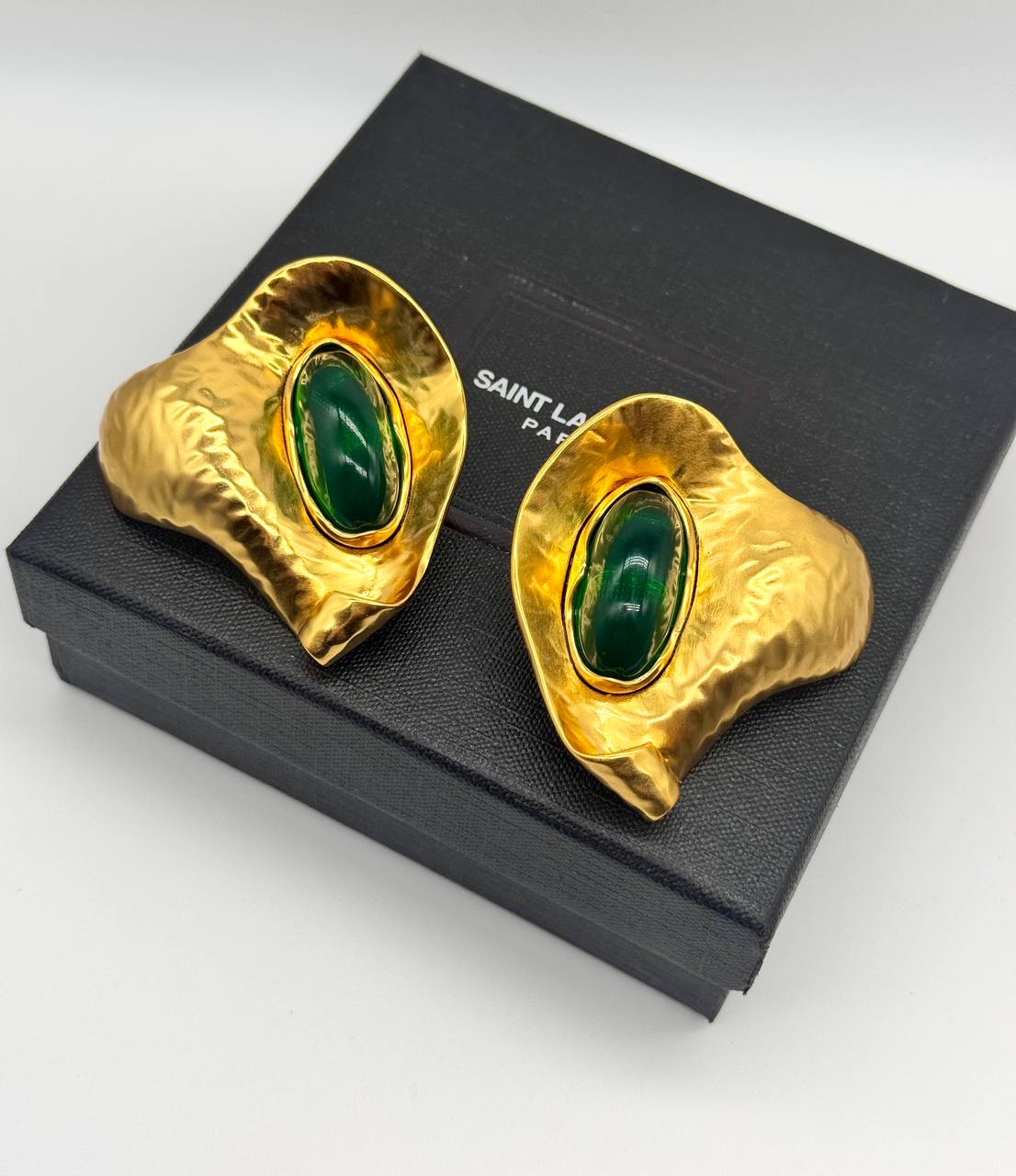 Фото Серьги-клипсы Yves Saint Laurent S8783