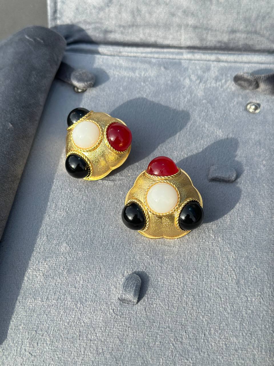 Фото Серьги Yves Saint Laurent S8788