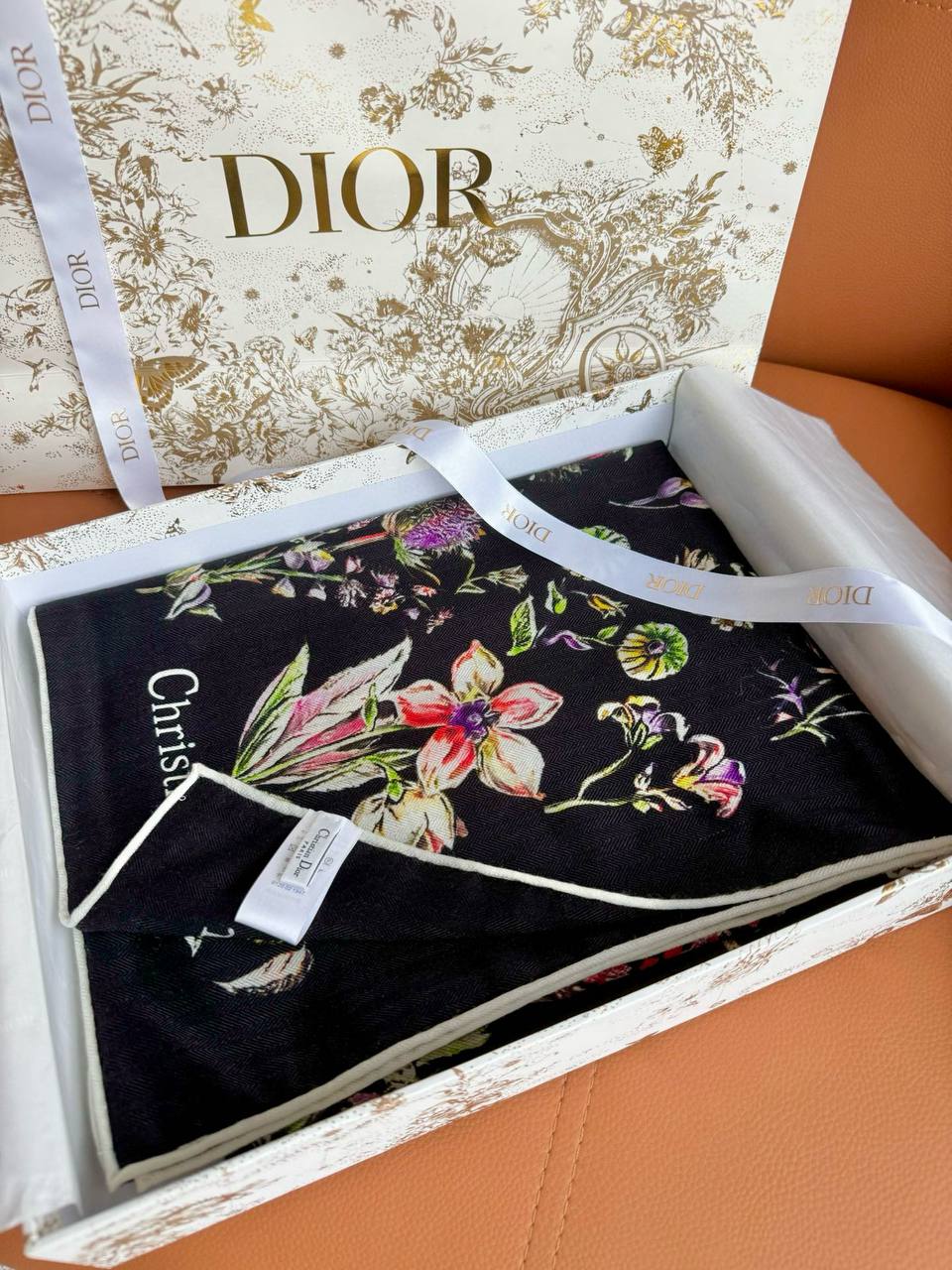 Фото Платок Dior S8789