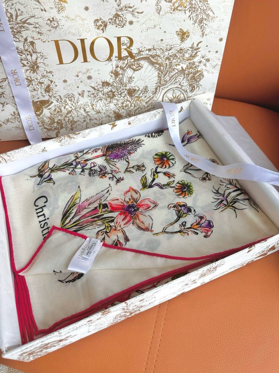 Фото Платок Dior S8790