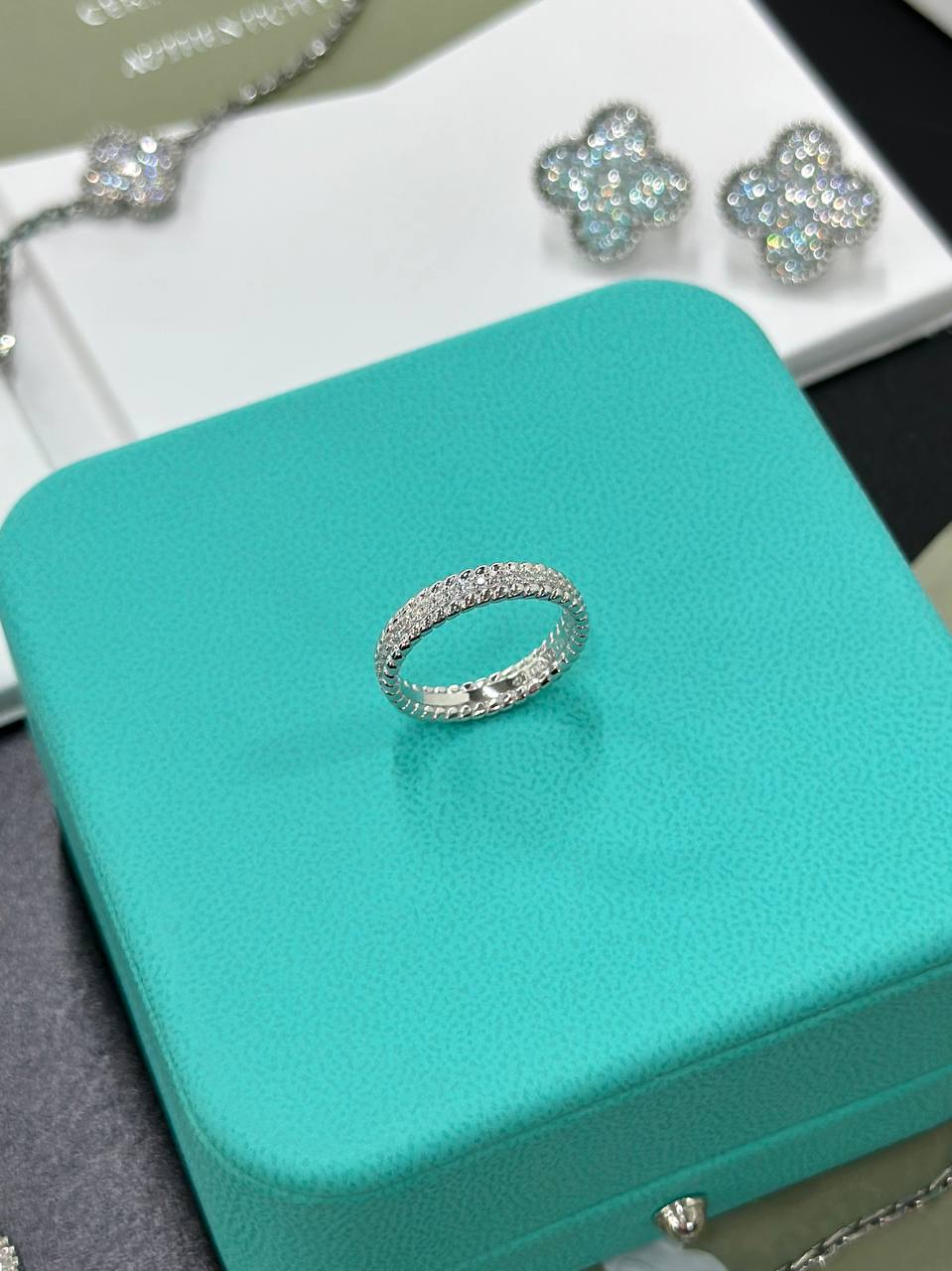 Фото Кольцо Tiffany & Co Rope S8813