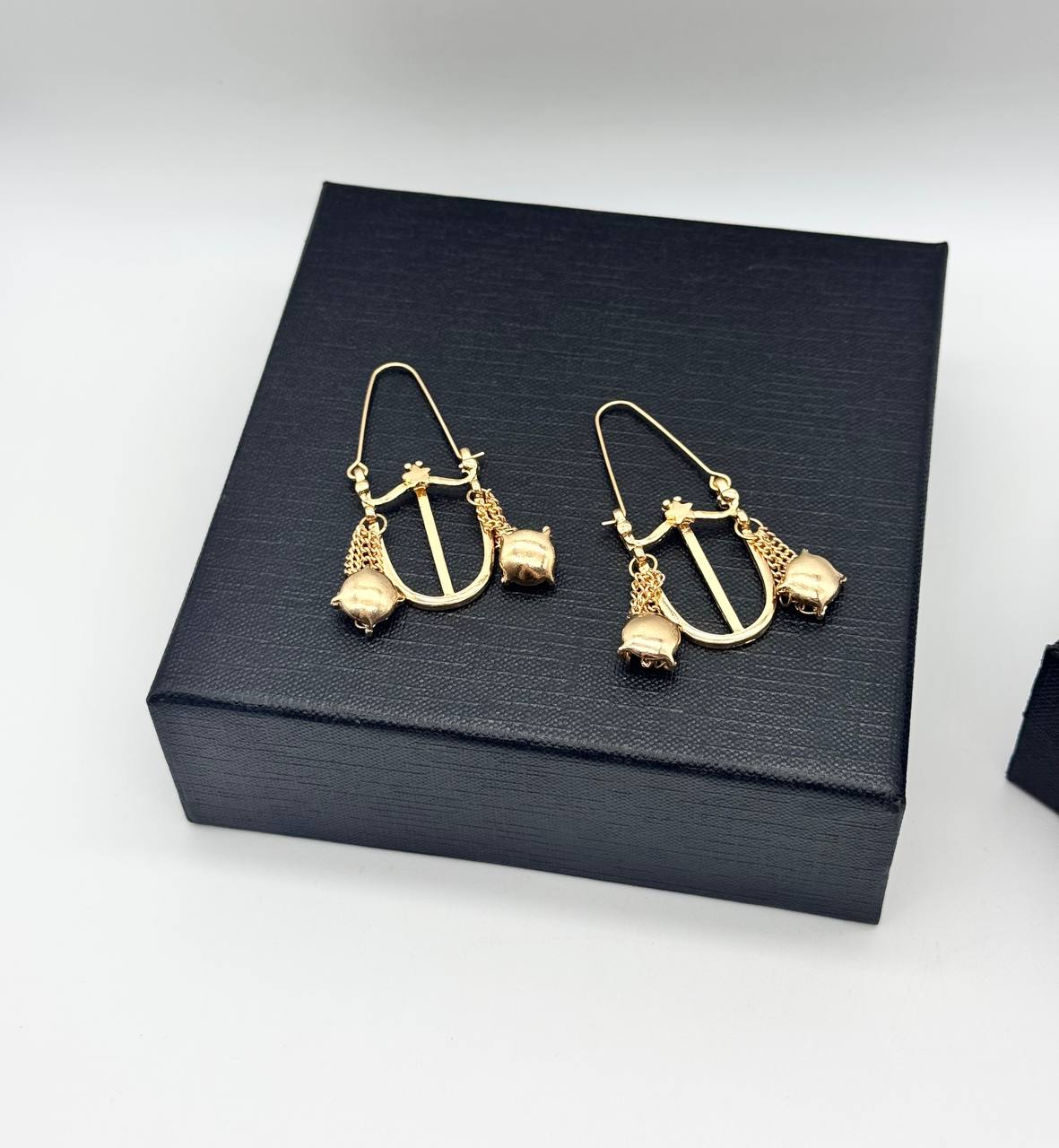 Фото Серьги Givenchy S9280