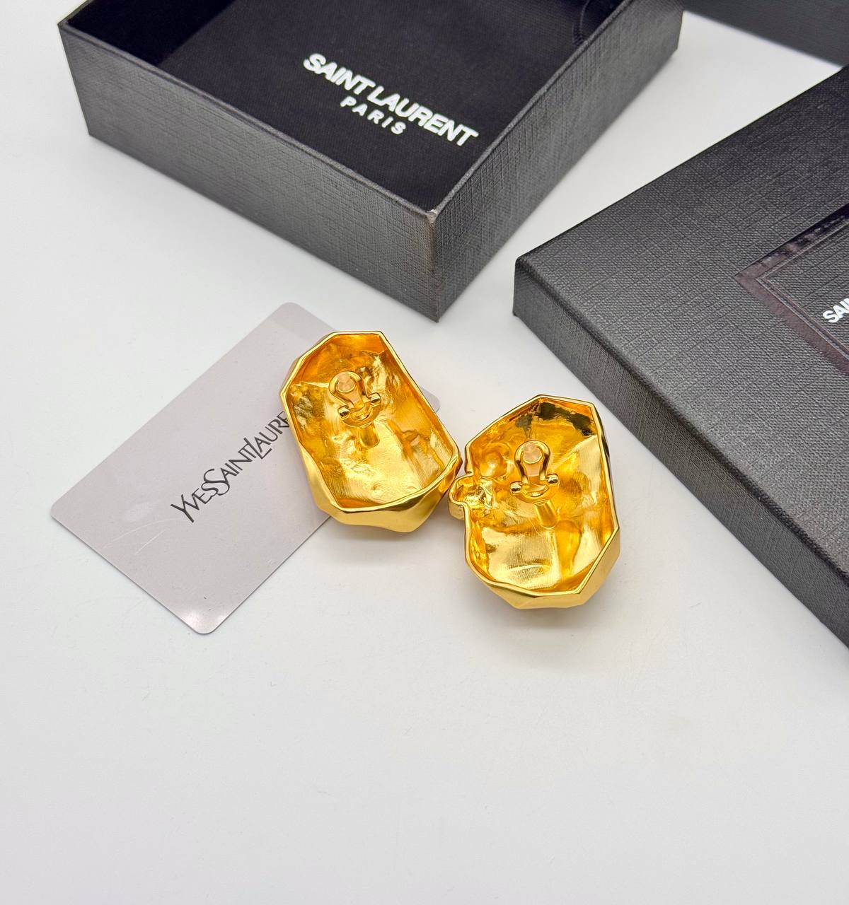 Фото Серьги-клипсы Yves Saint Laurent S9290
