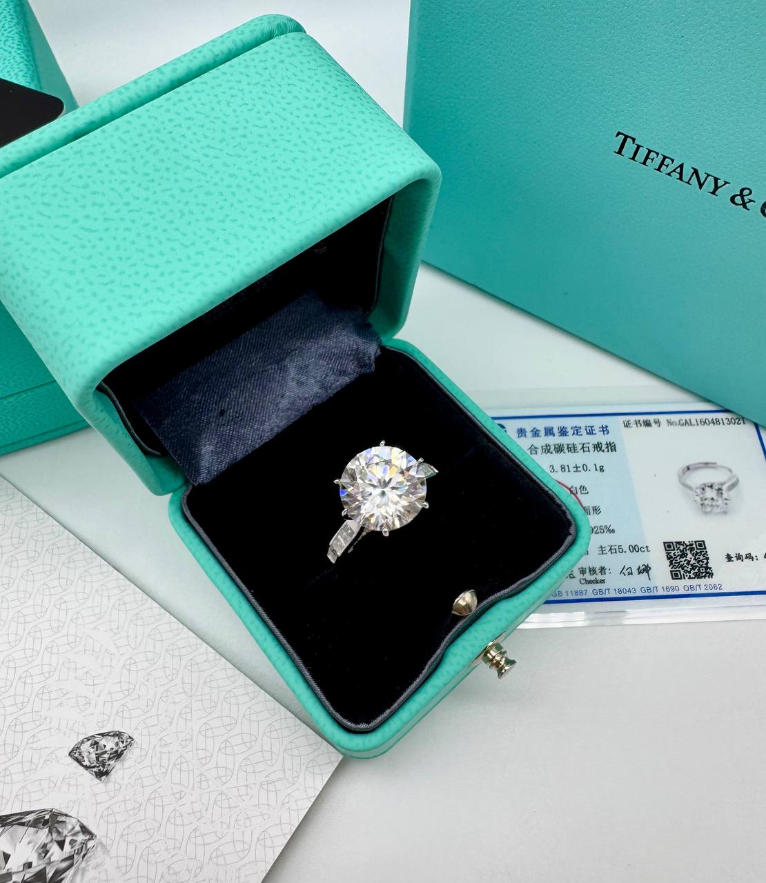 Фото Кольцо Tiffany & Co Setting S9302
