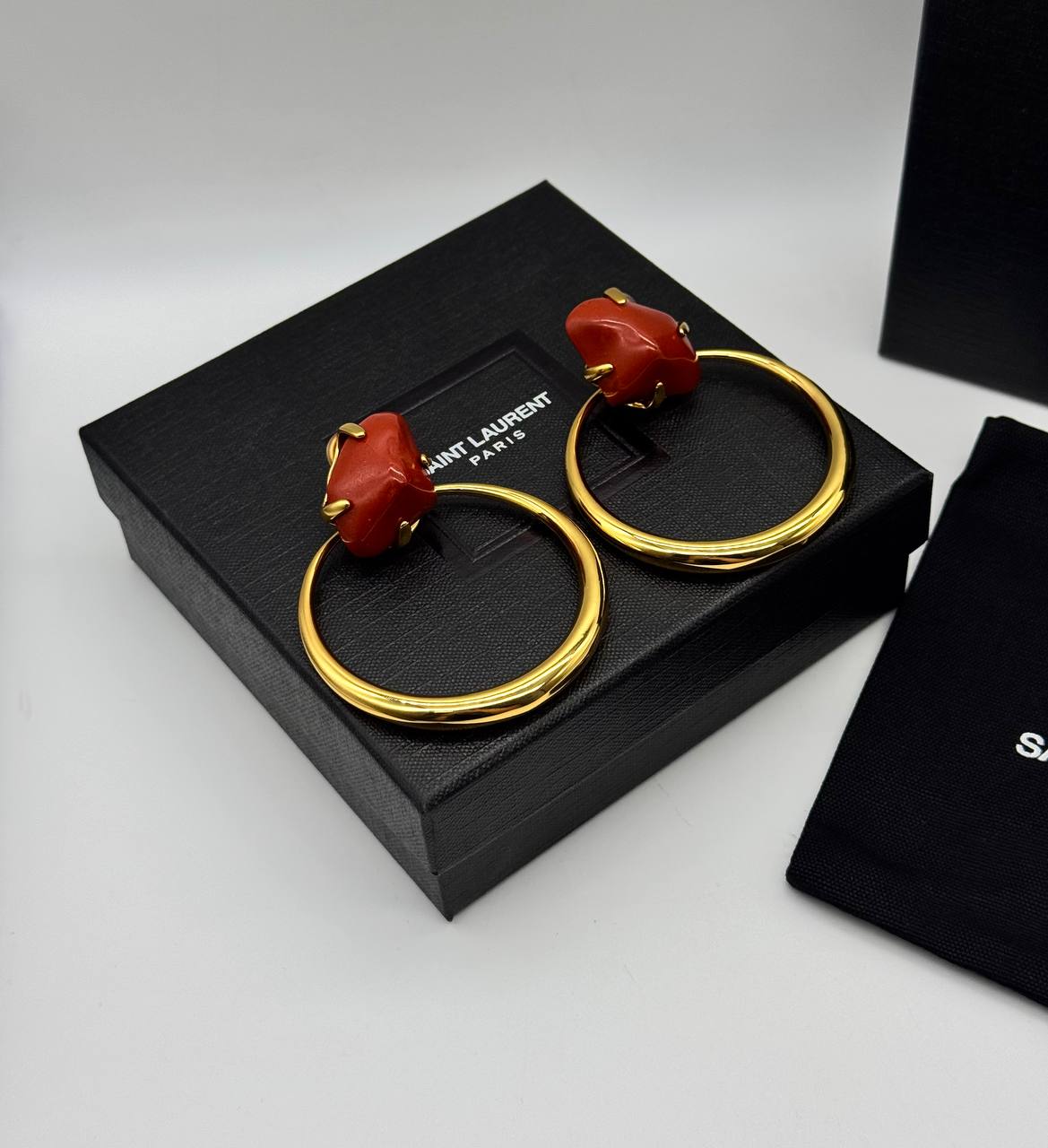 Фото Серьги-клипсы Yves Saint Laurent S9350