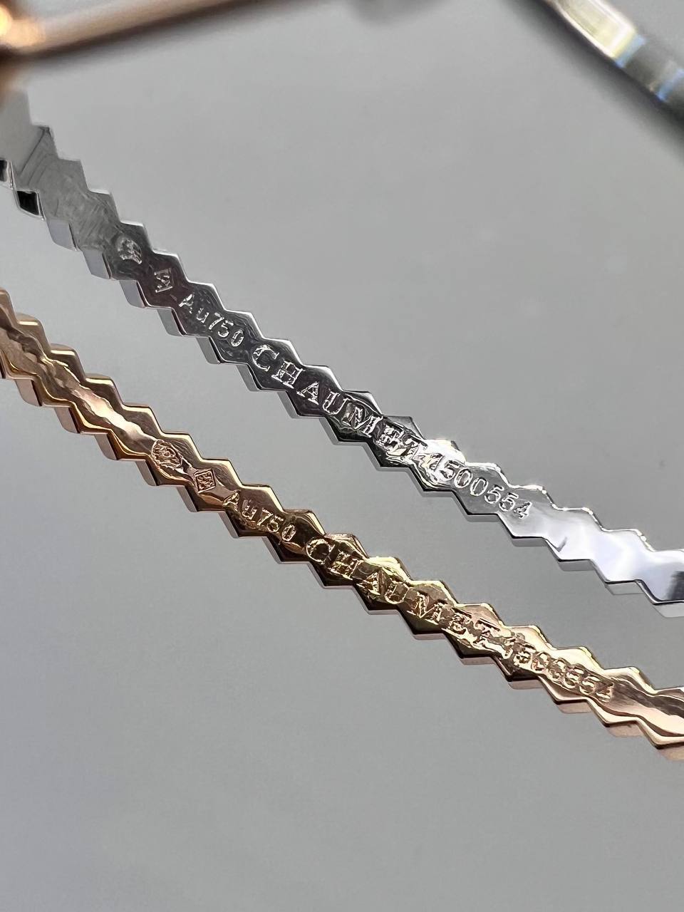 Фото Серьги Chaumet Bee My Love S9403