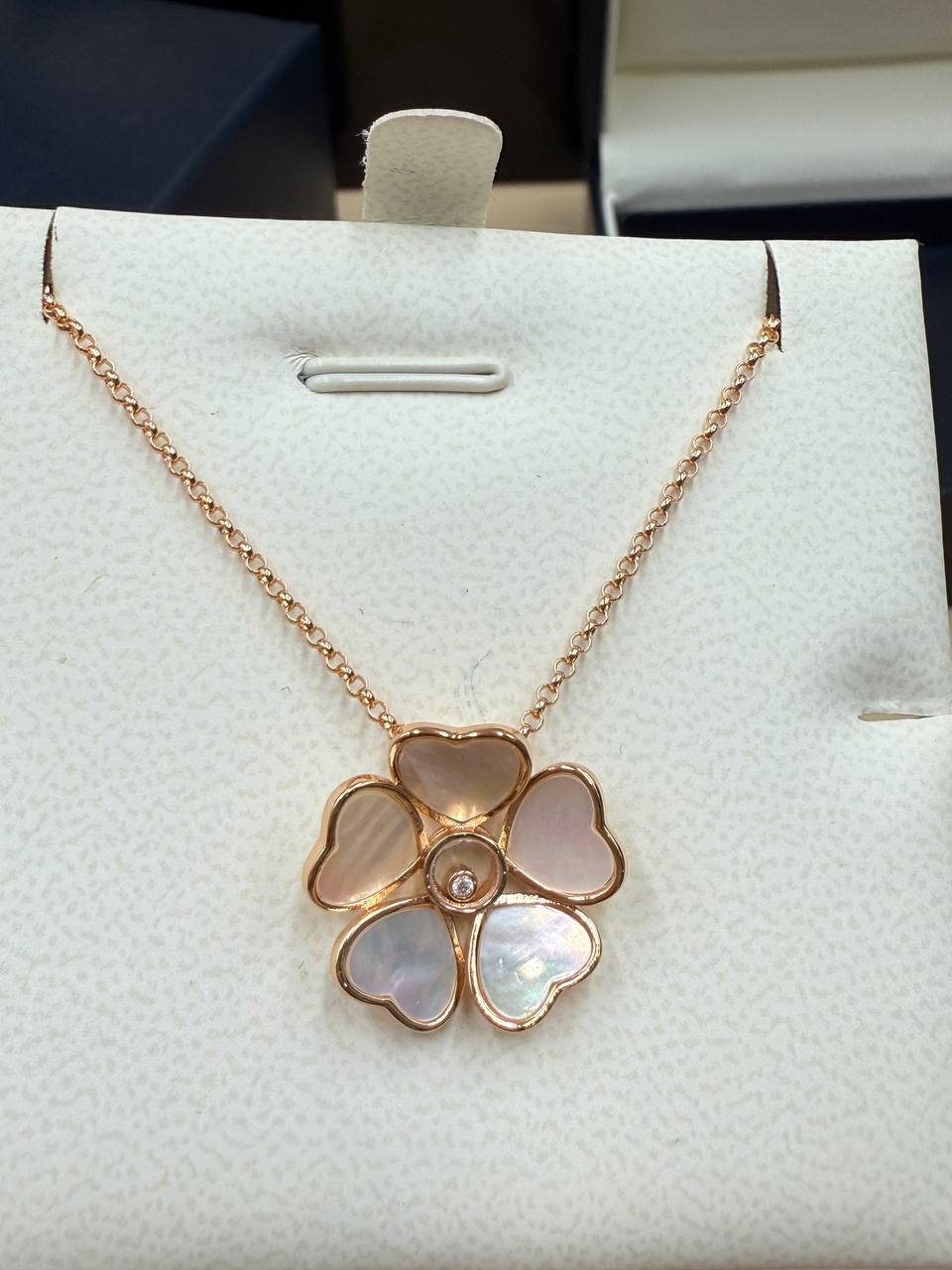 Фото Колье Chopard Happy Hearts Flowers S9467
