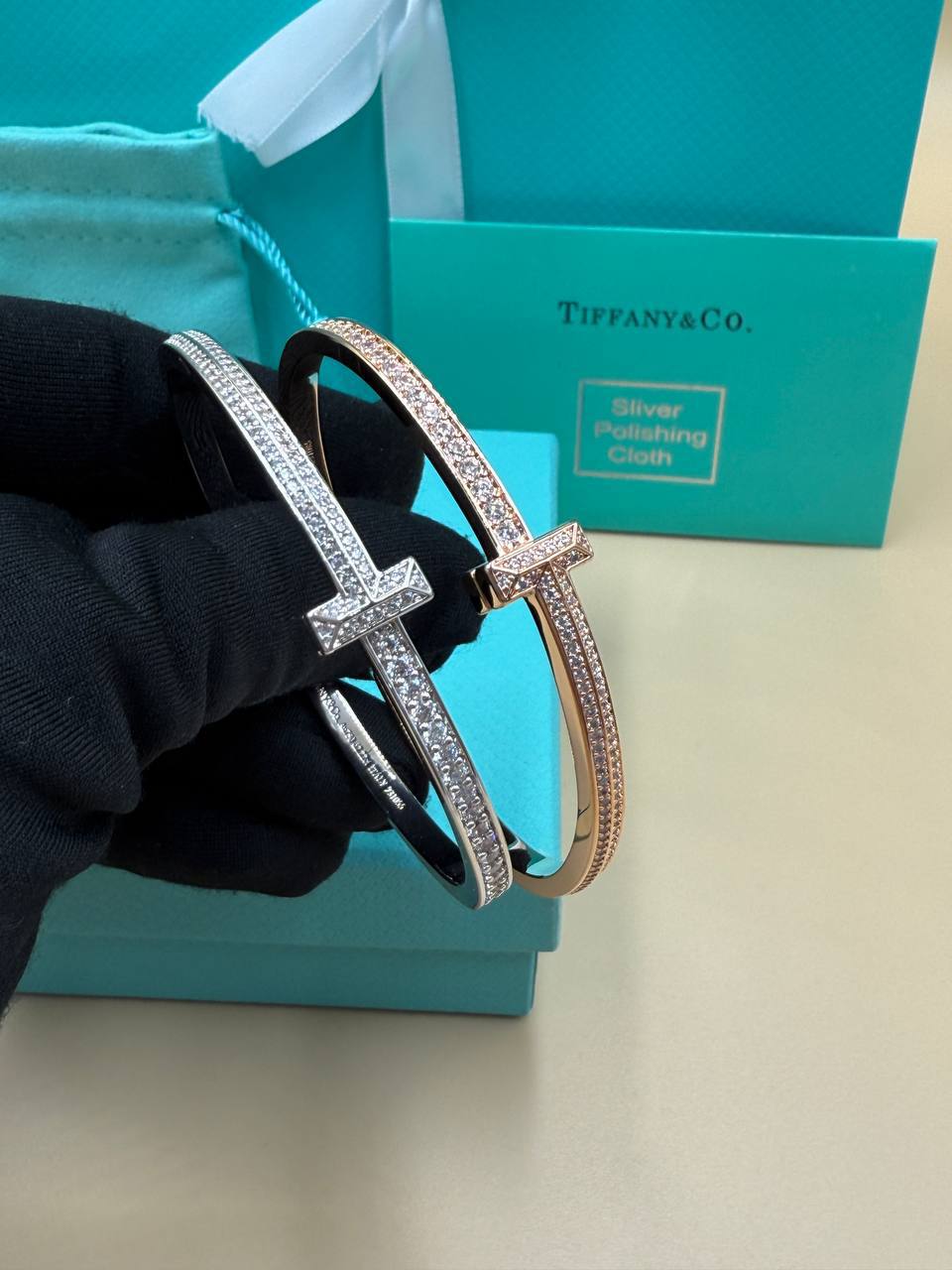 Фото Браслет Tiffany & Co T T1 S9536