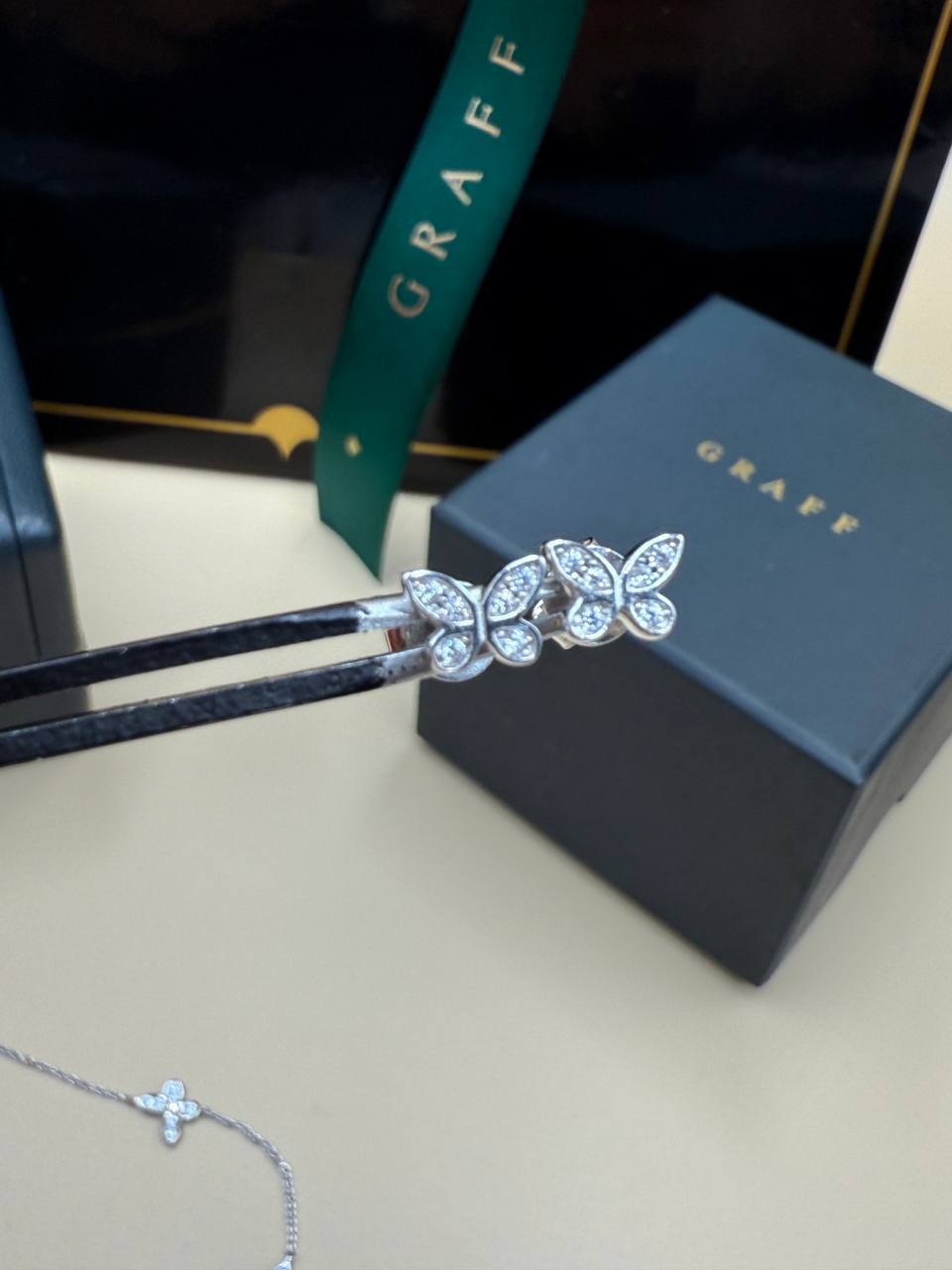 Фото Серьги Graff Butterfly S9573