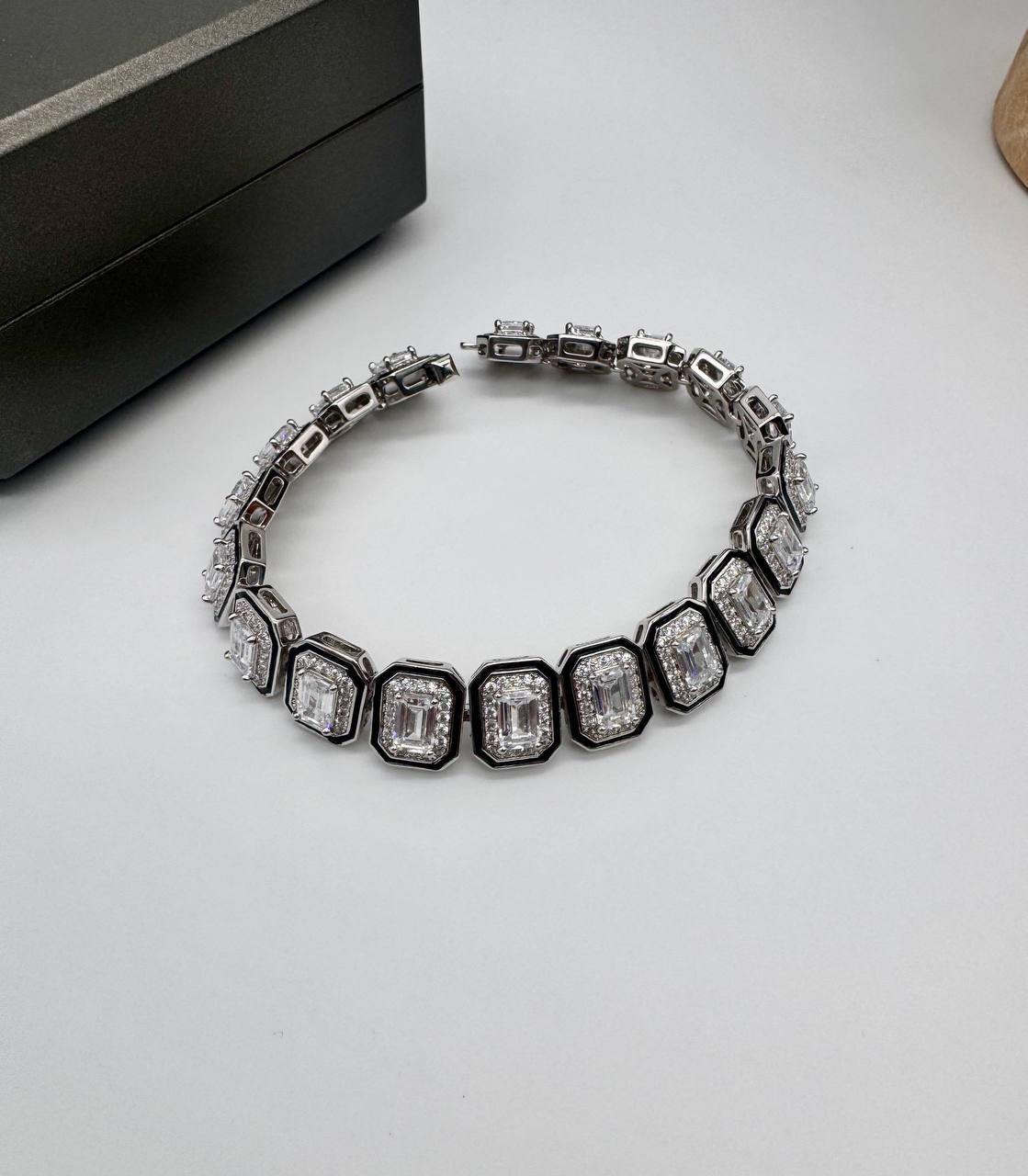 Фото Браслет Boucheron S9582